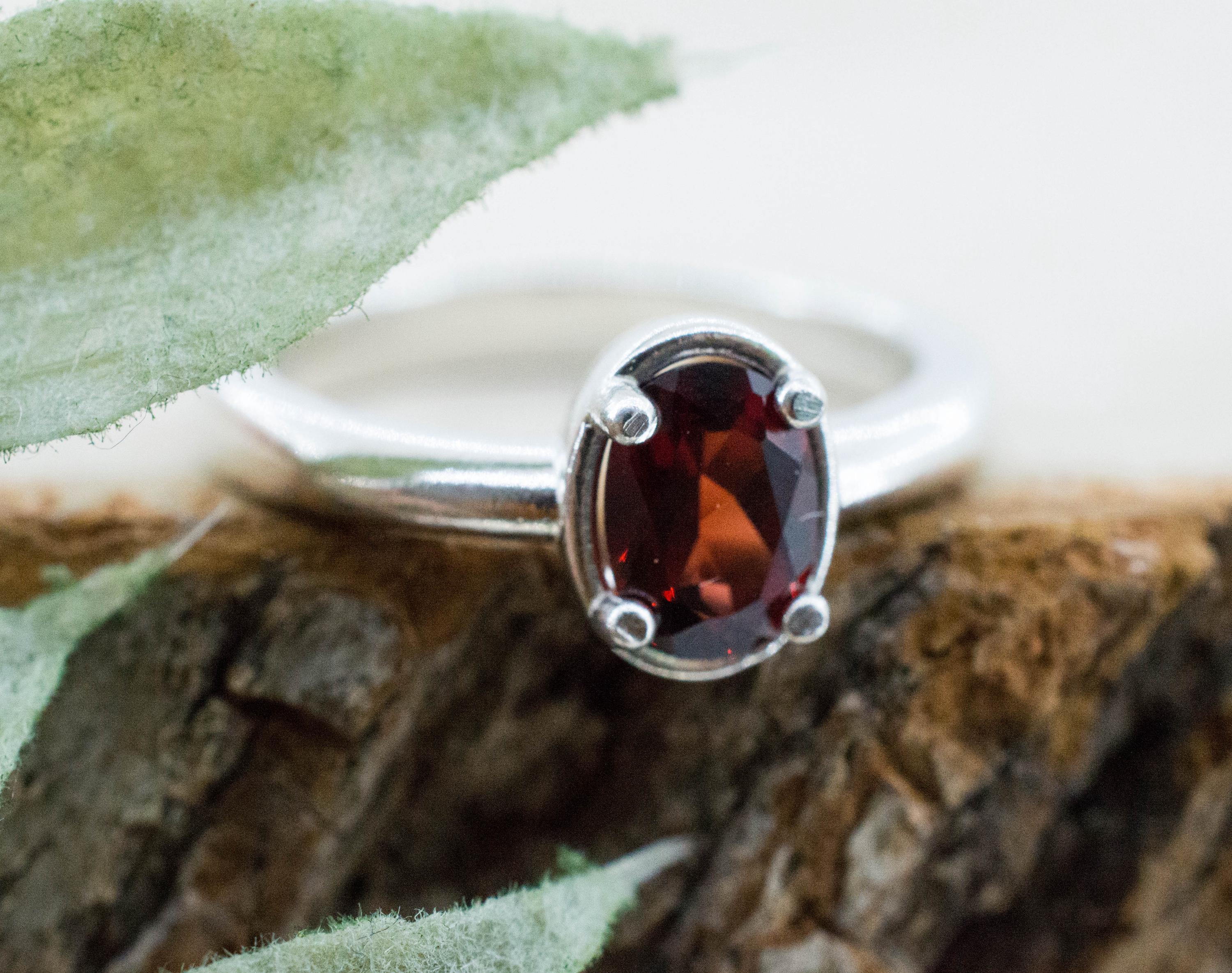 Pyrope Garnet Ring; Natural Untreated Madagascar Garnet; 1.010cts - Mark Oliver Gems