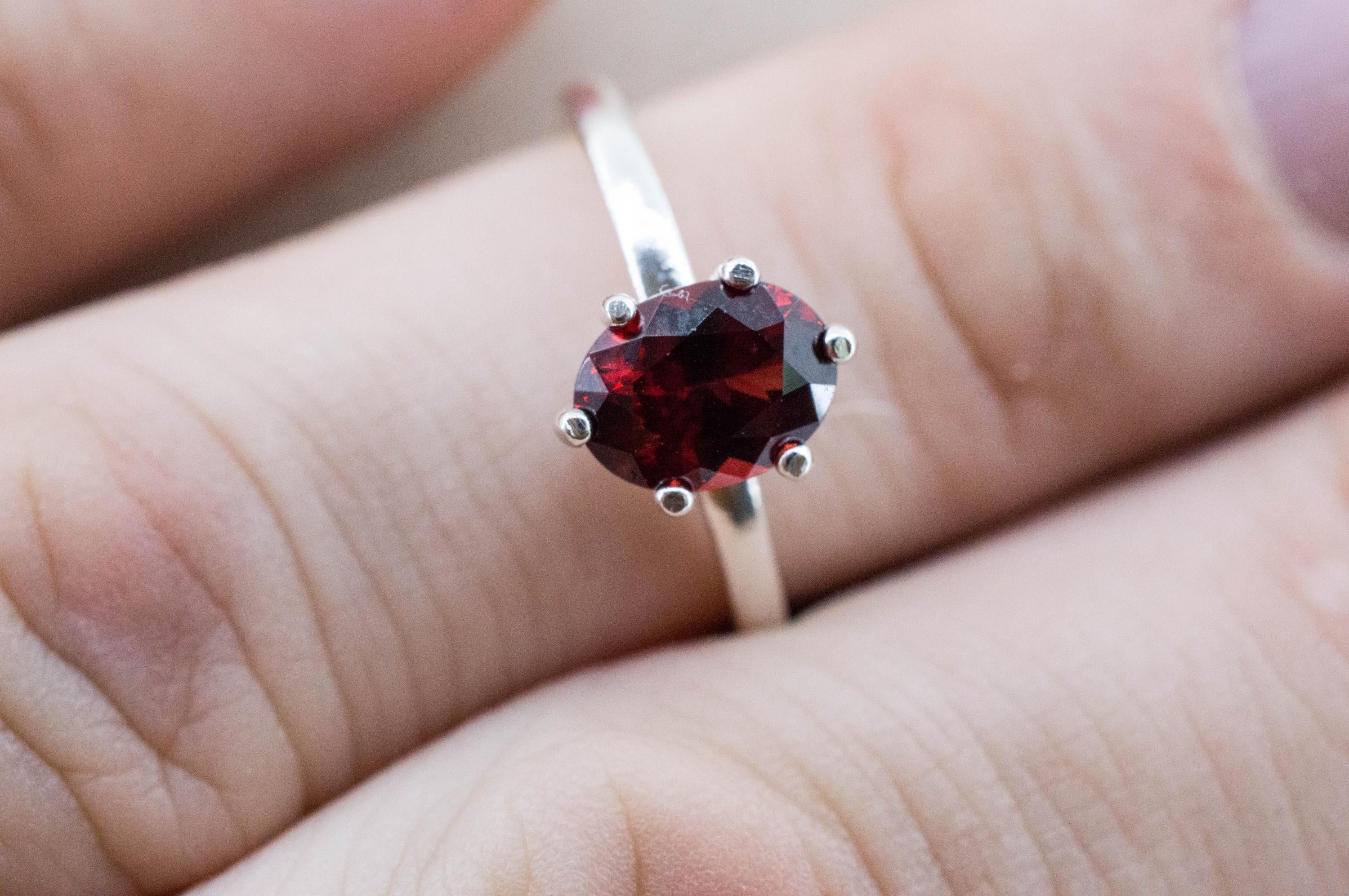 Pyrope Garnet Ring; Natural Untreated Madagascar Garnet; 1.500cts - Mark Oliver Gems