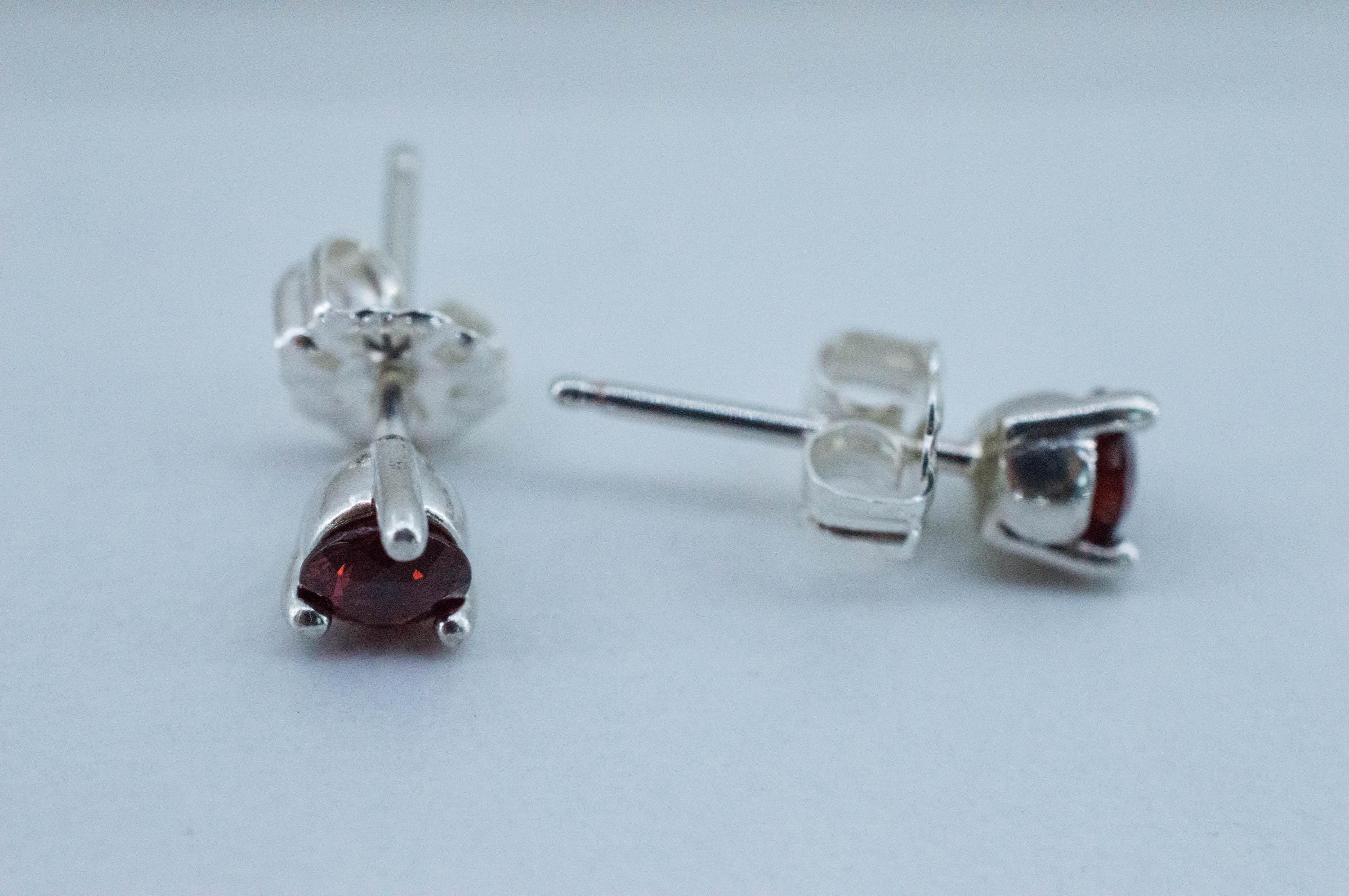 Pyrope Garnet Earrings; Natural Untreated Madagascar Garnet; 0.565cts - Mark Oliver Gems