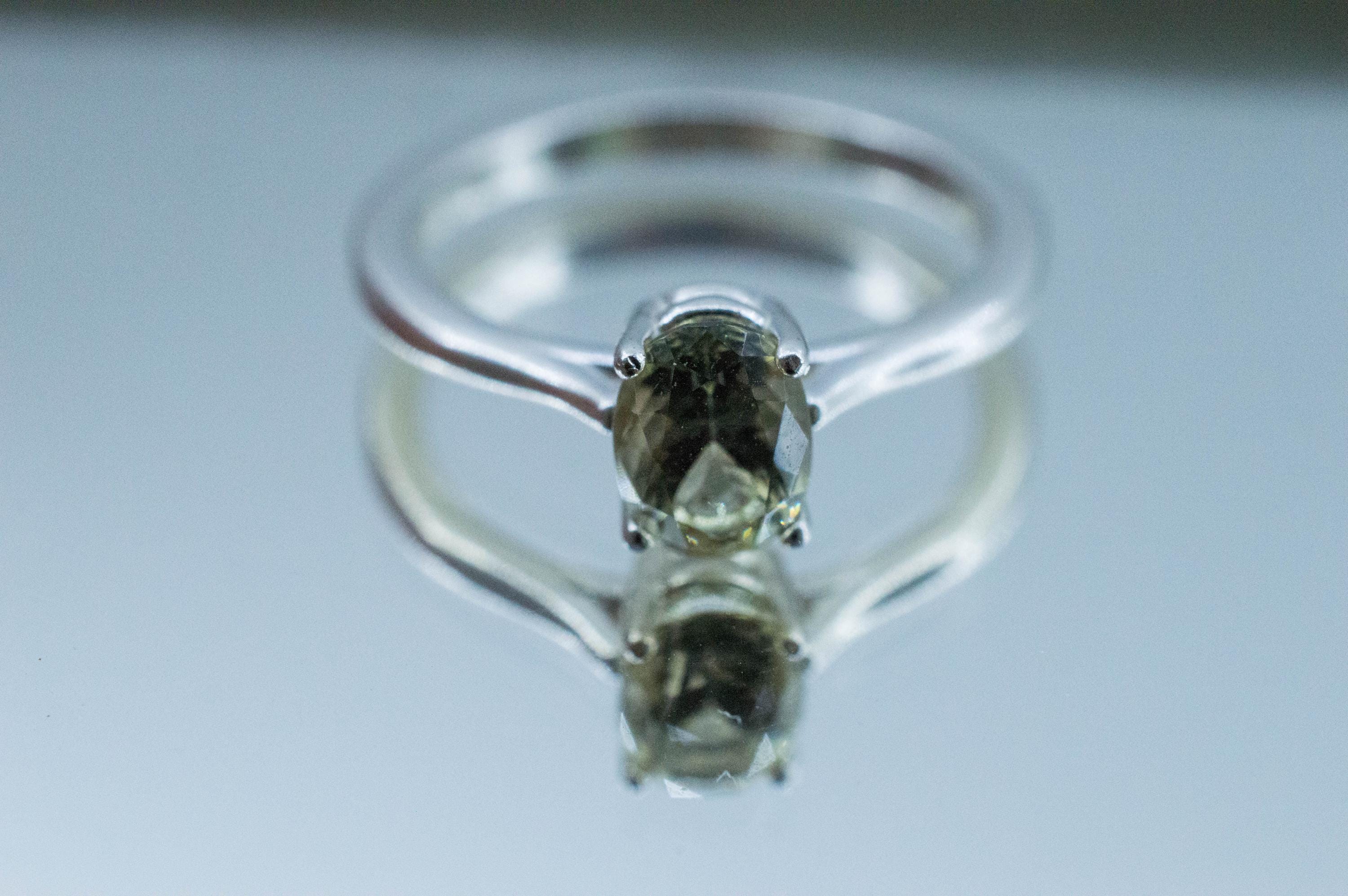 Heliodor Ring, Natural Untreated Ukraine Golden Beryl; 0.860cts - Mark Oliver Gems