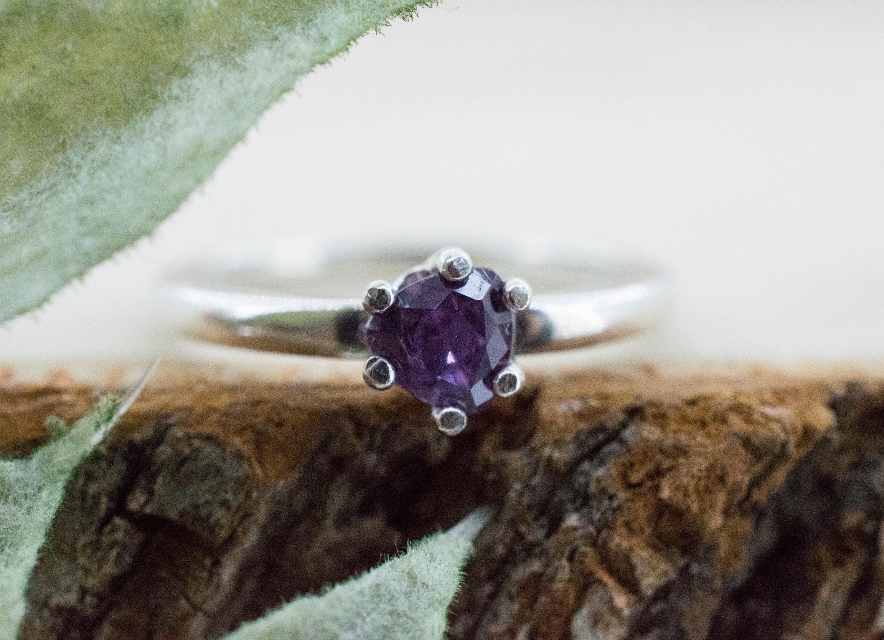 Purple Sapphire Ring, Natural Untreated Tanzania Umba Sapphire; 0.565cts - Mark Oliver Gems