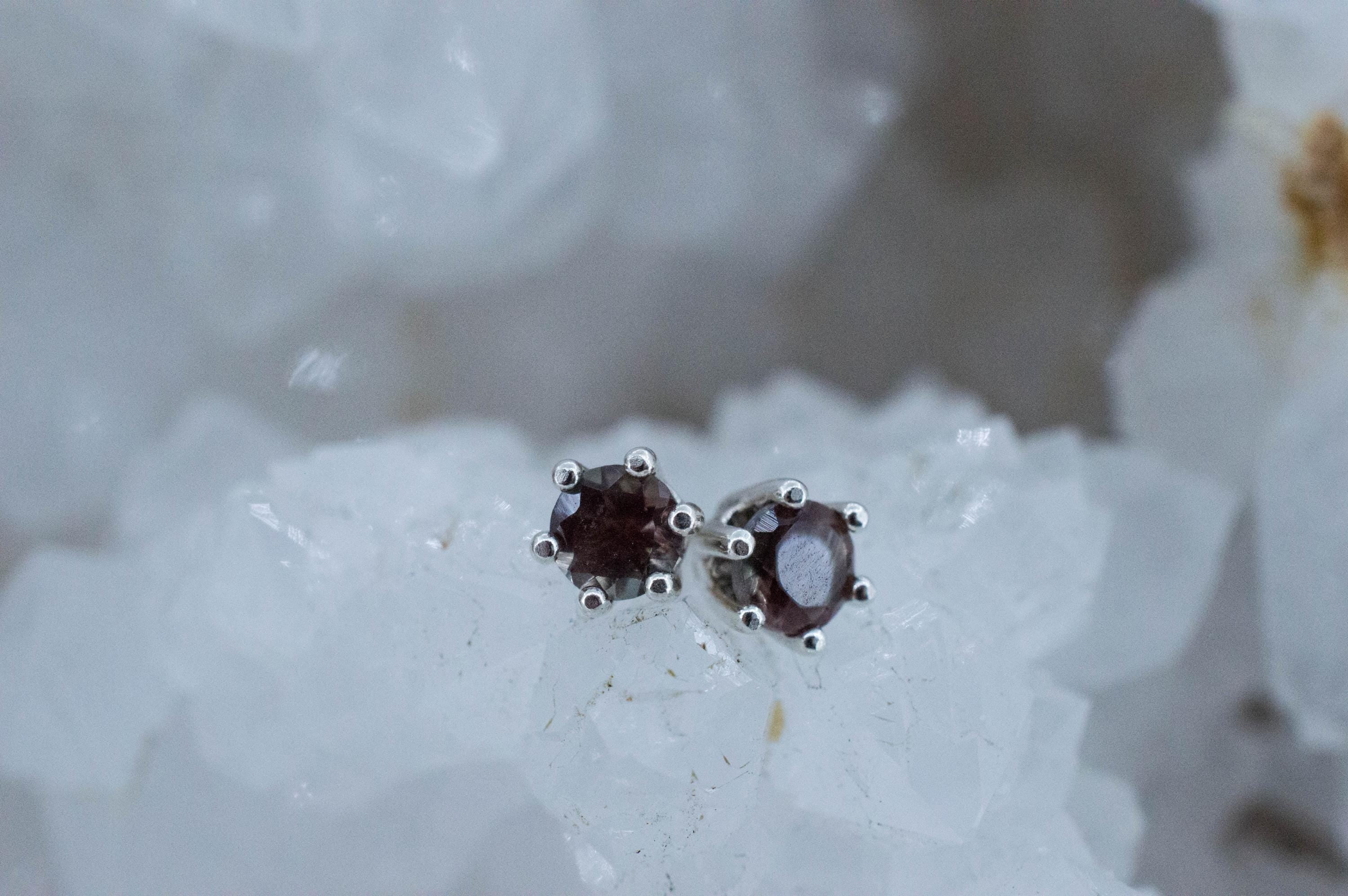 Green Oregon Sunstone Earrings; Natural Untreated Sunstone; 0.515cts - Mark Oliver Gems