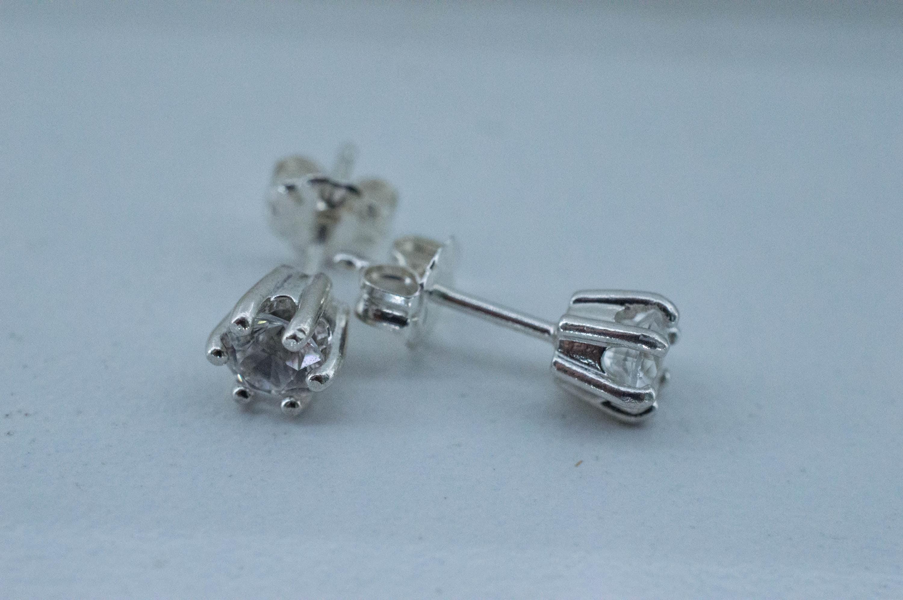 White Sapphire Earrings, Natural Sri Lanka Sapphire; 0.910cts - Mark Oliver Gems