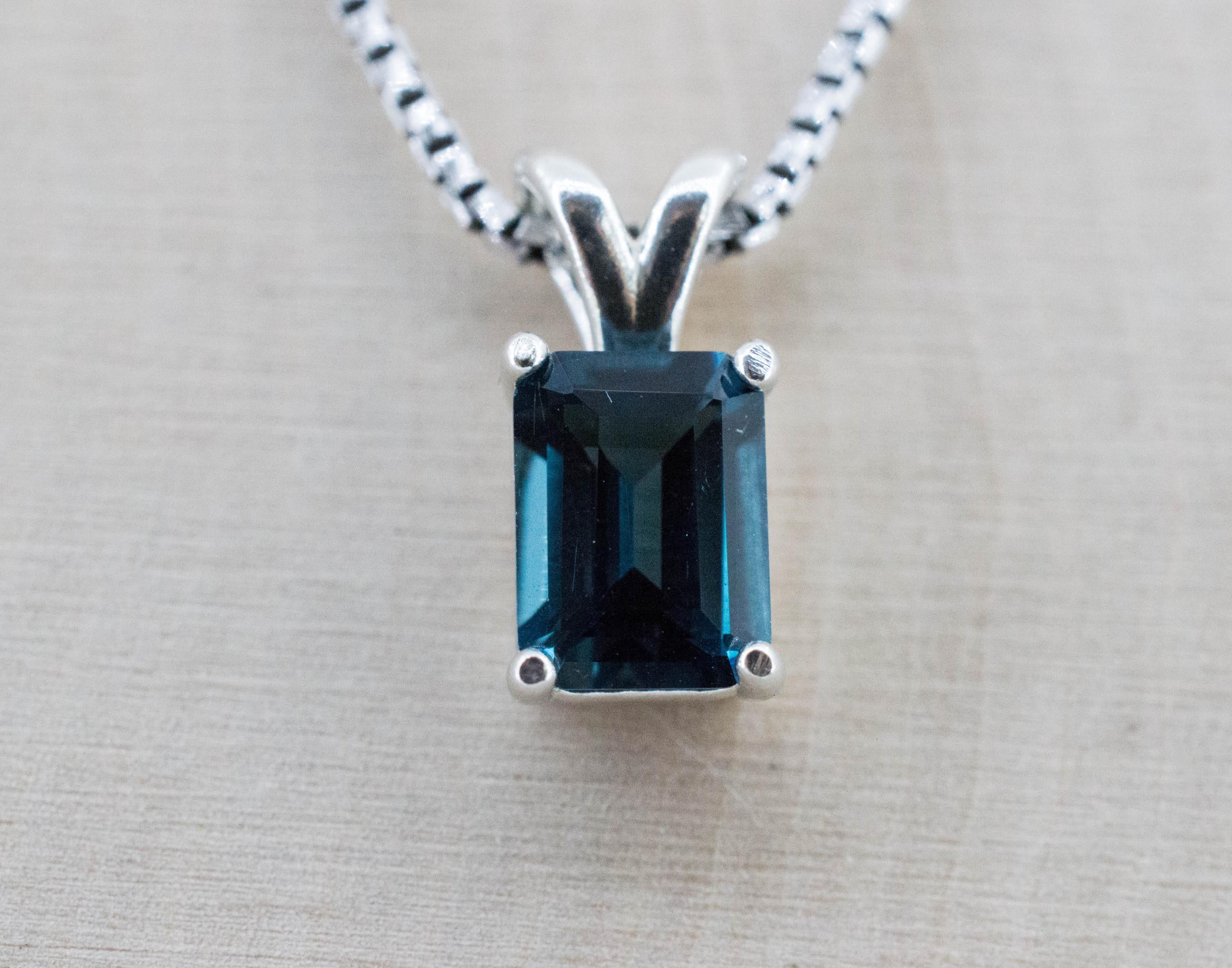 London Blue Topaz Pendant; Natural Brazil Topaz; 1.730cts - Mark Oliver Gems