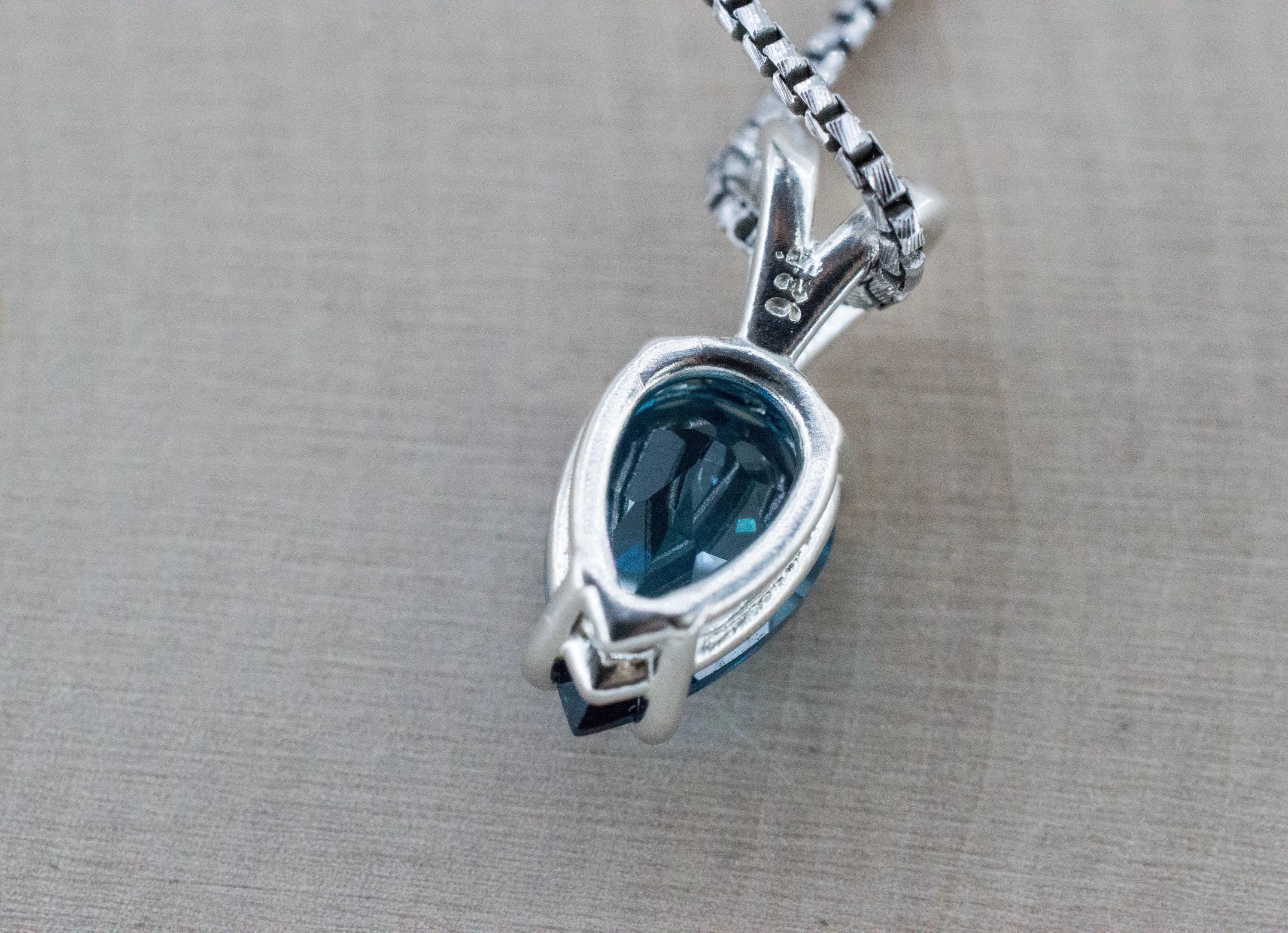 London Blue Topaz Pendant; Natural Brazil Topaz; 3.155cts - Mark Oliver Gems