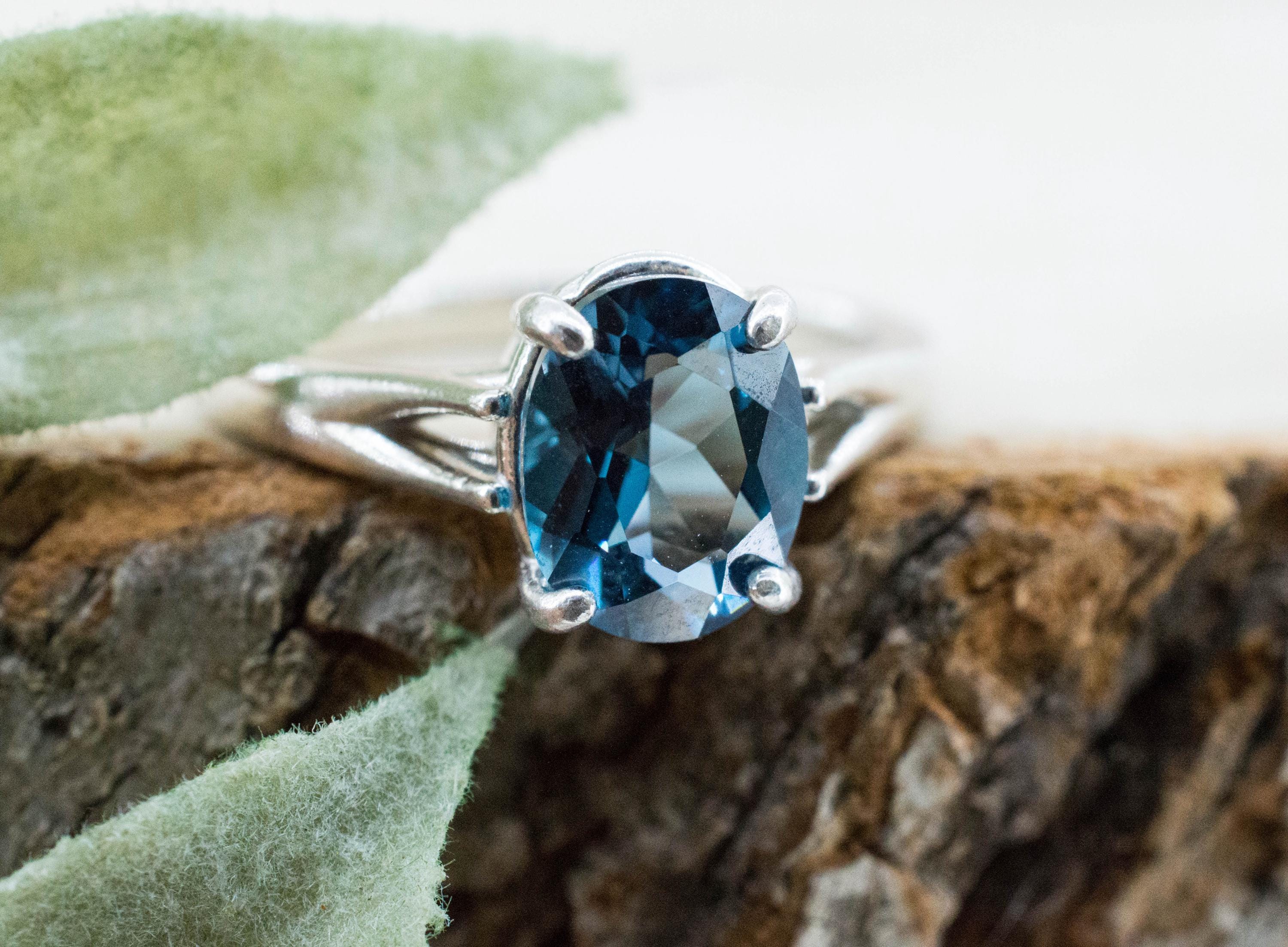 London Blue Topaz Ring, Natural Brazil Topaz; 2.170cts - Mark Oliver Gems