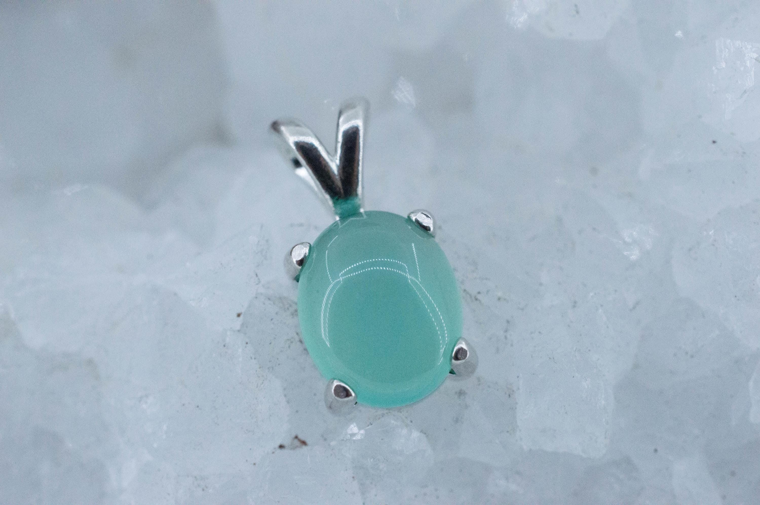 Aquaprase Pendant; Genuine Untreated African Aquaprase™; 3.305cts - Mark Oliver Gems