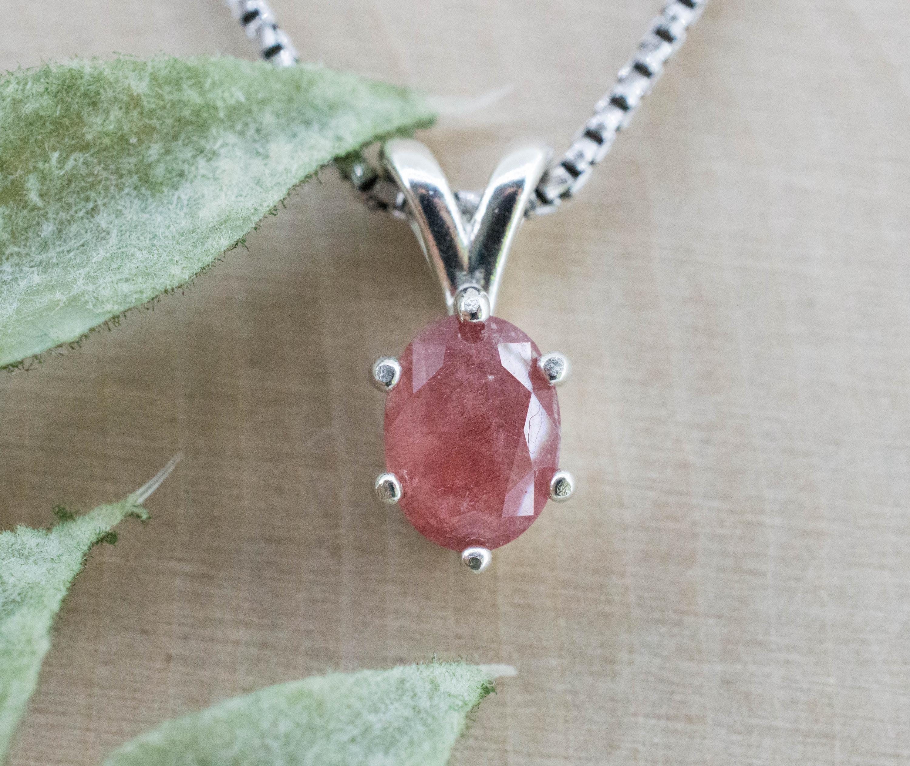 Strawberry Quartz Pendant; Natural Untreated Mexico Strawberry Quartz; 1.150cts - Mark Oliver Gems