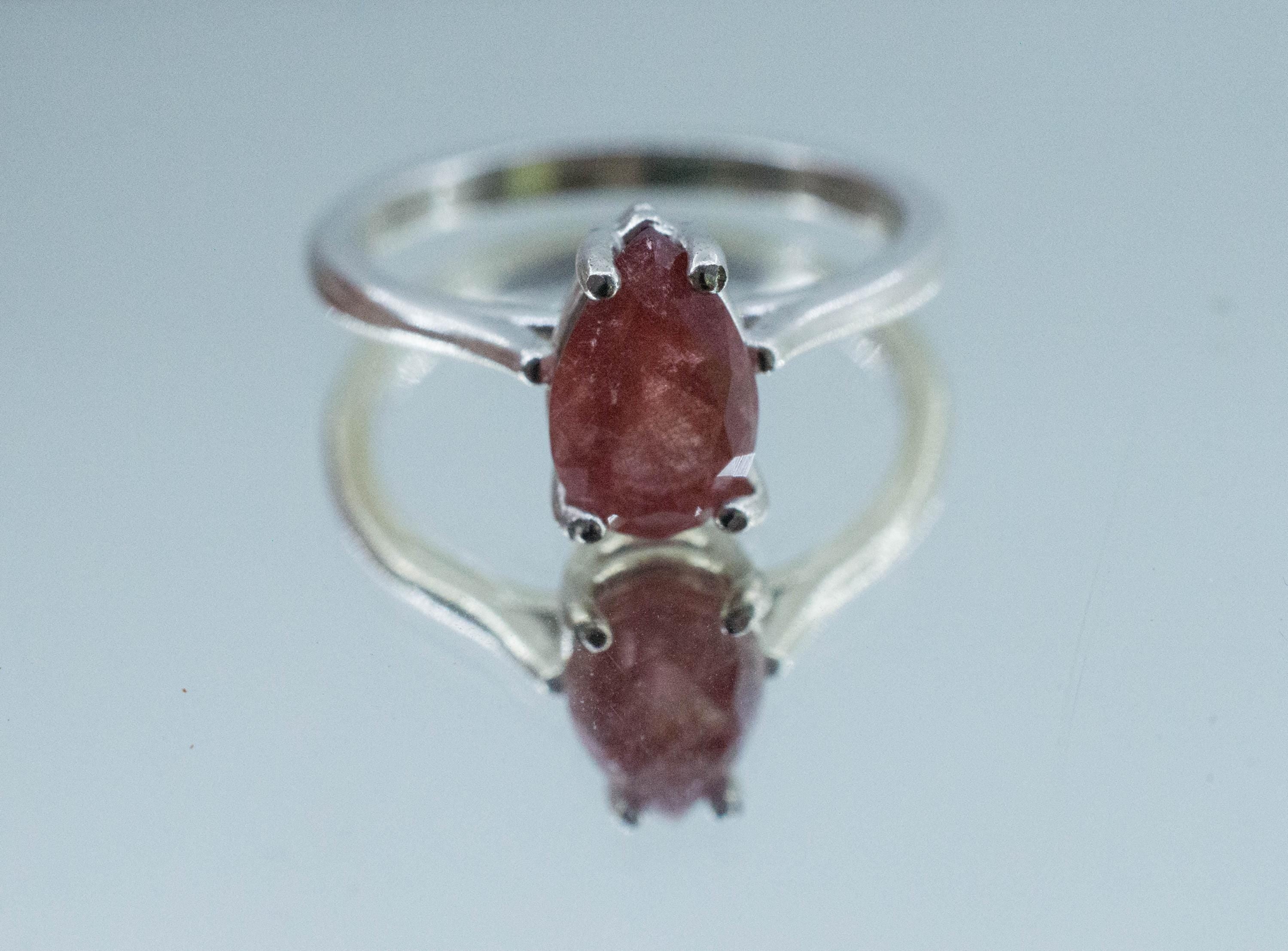 Strawberry Quartz Ring; Natural Untreated Mexico Quartz; 1.100cts - Mark Oliver Gems