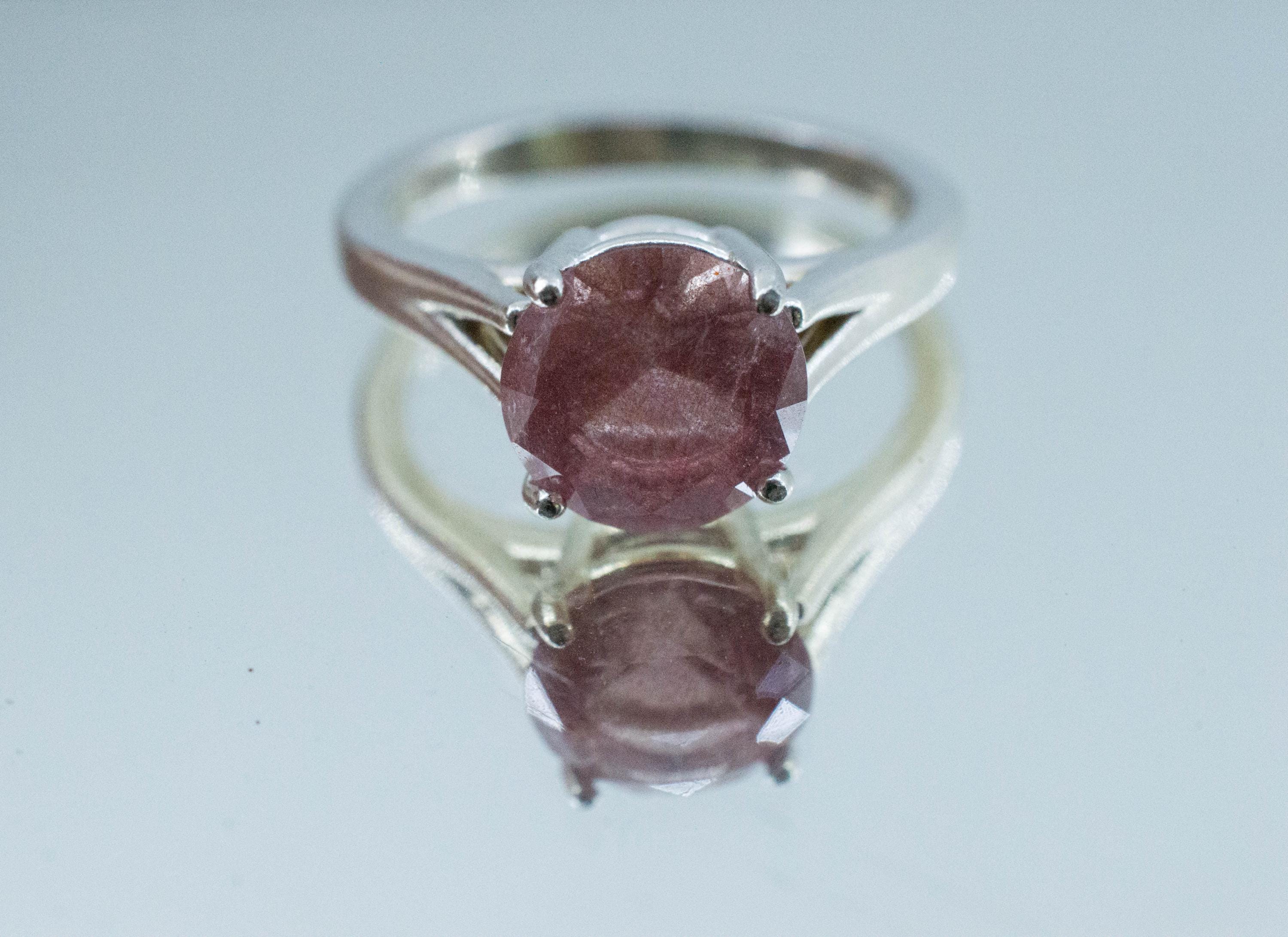 Strawberry Quartz Ring; Natural Untreated Mexico Quartz; 2.130cts - Mark Oliver Gems