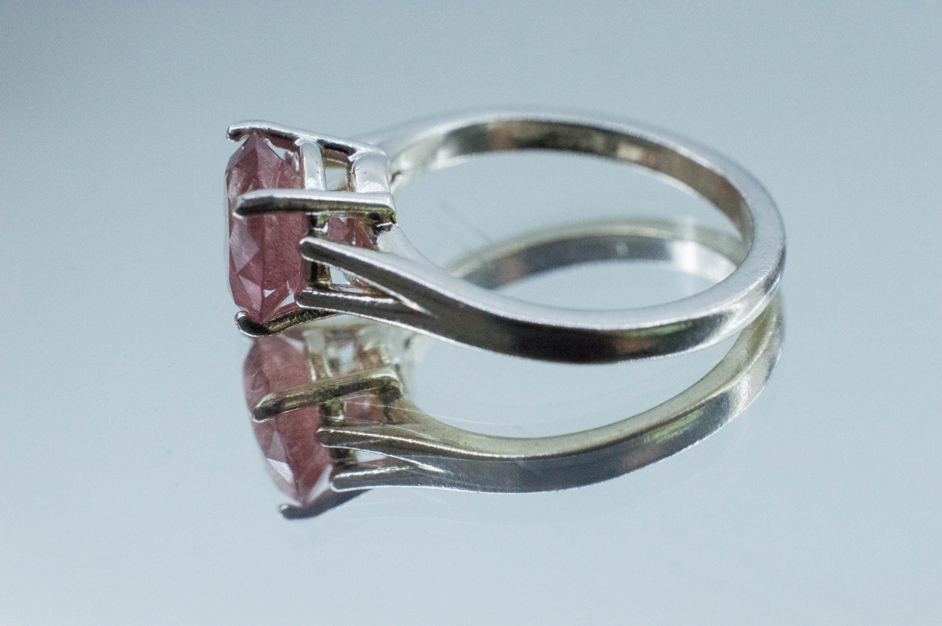 Strawberry Quartz Ring; Natural Untreated Mexico Quartz; 2.130cts - Mark Oliver Gems