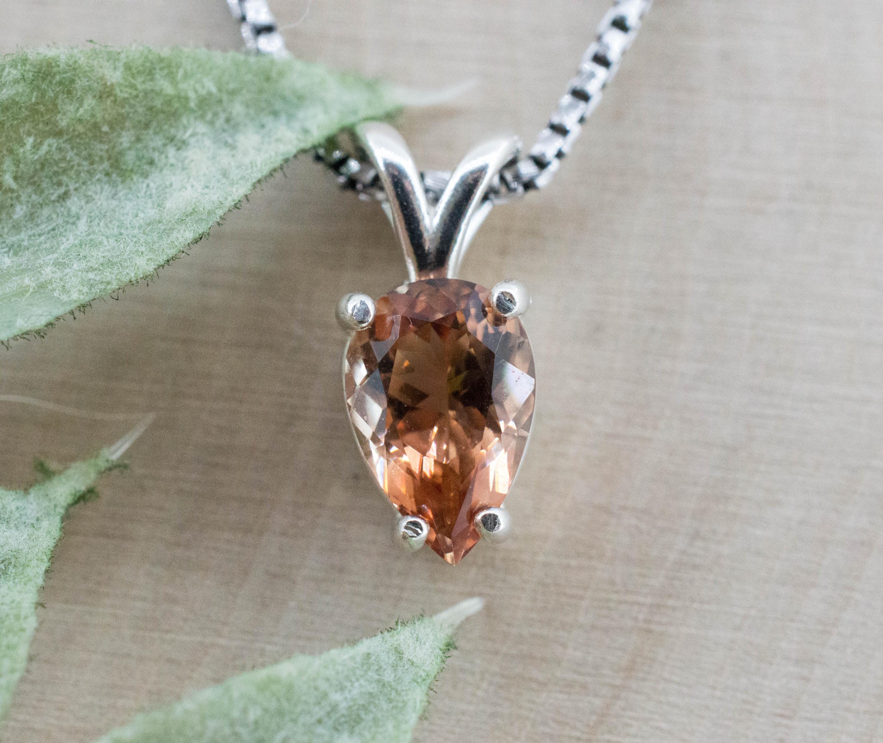 Oregon Sunstone Pendant, Natural Untreated Oregon Sunstone; 1.575cts - Mark Oliver Gems