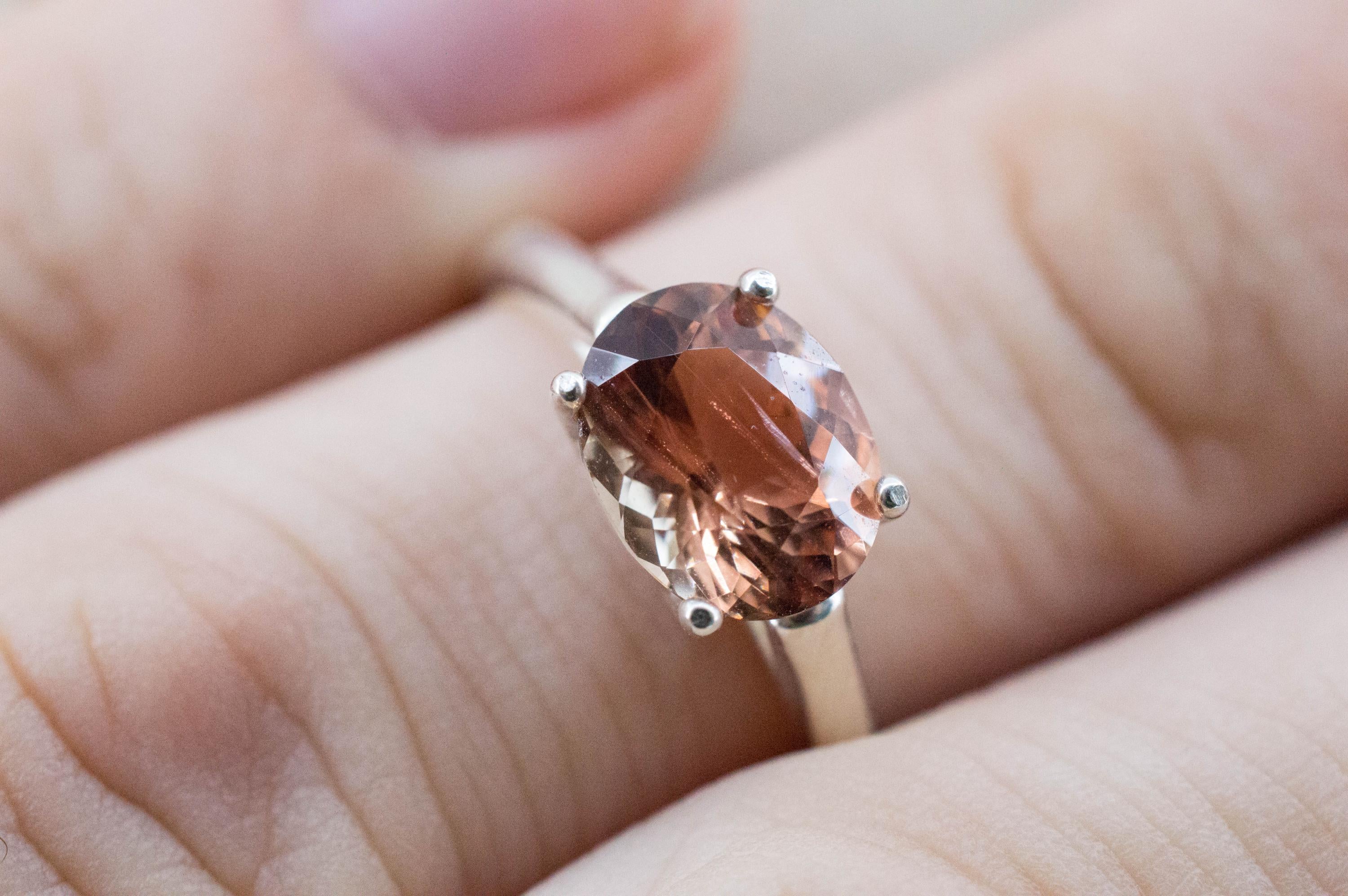 Oregon Sunstone Ring; Natural Untreated USA Sunstone; 1.900cts - Mark Oliver Gems