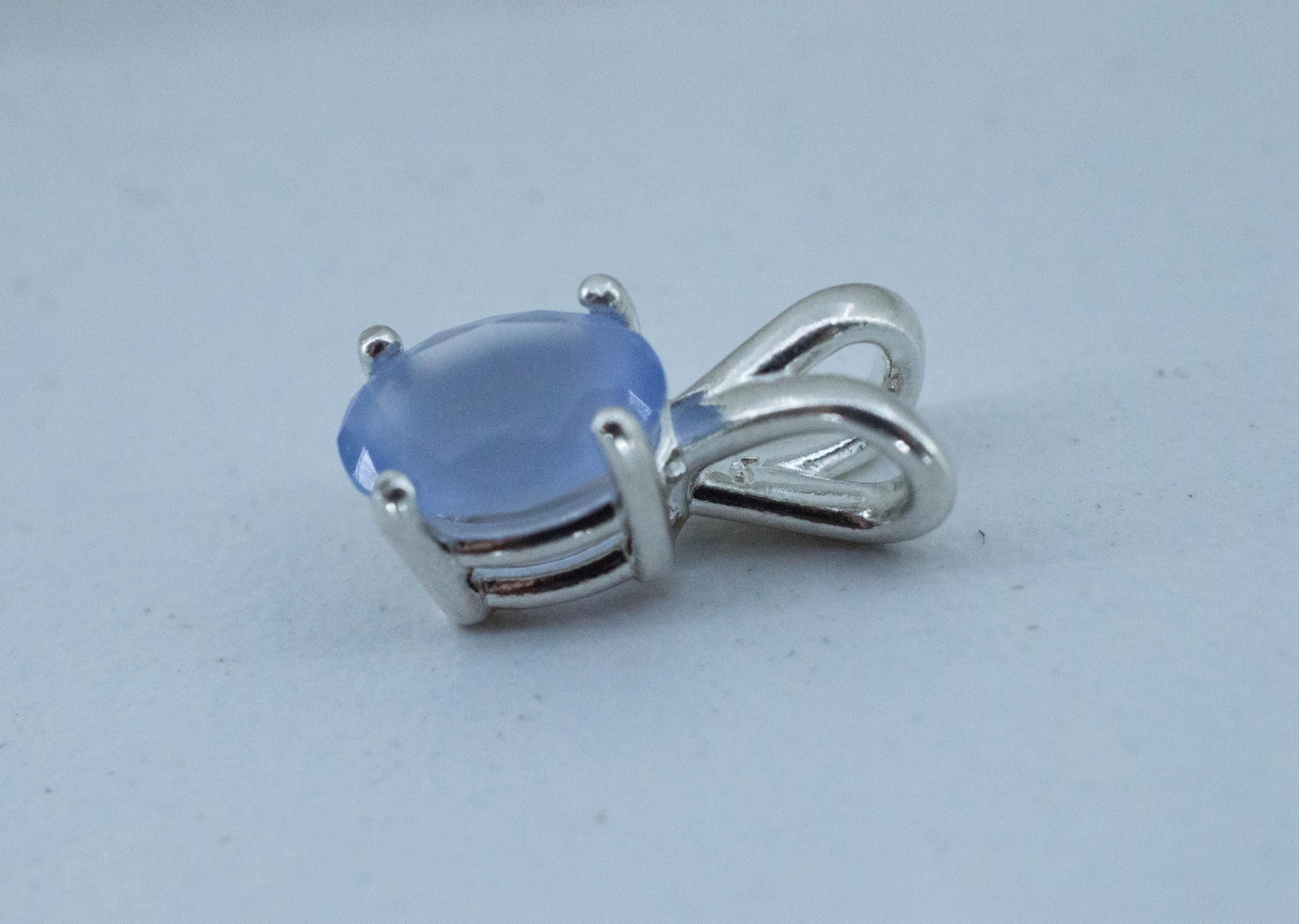 Blue Agate Pendant; Natural Untreated Namibia Agate; 1.135cts - Mark Oliver Gems