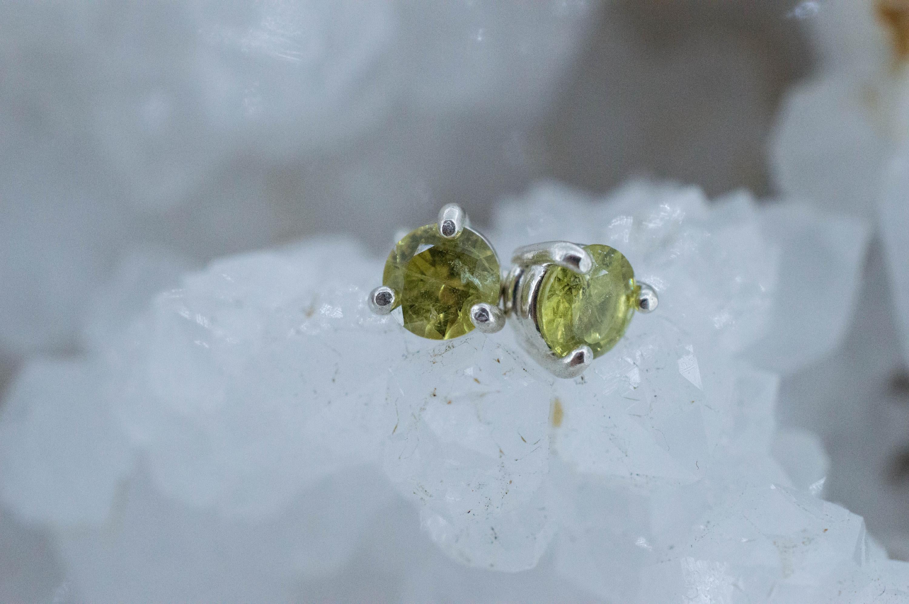 Mali Garnet Earrings; Genuine Untreated Mali Garnet; 0.965cts - Mark Oliver Gems