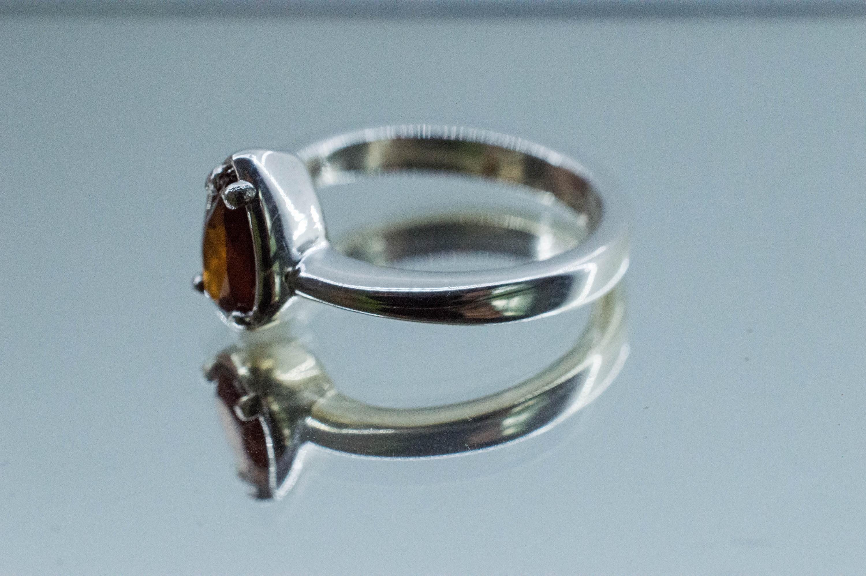 Hessonite Garnet Ring; Genuine Untreated South Africa Garnet; 0.955cts - Mark Oliver Gems