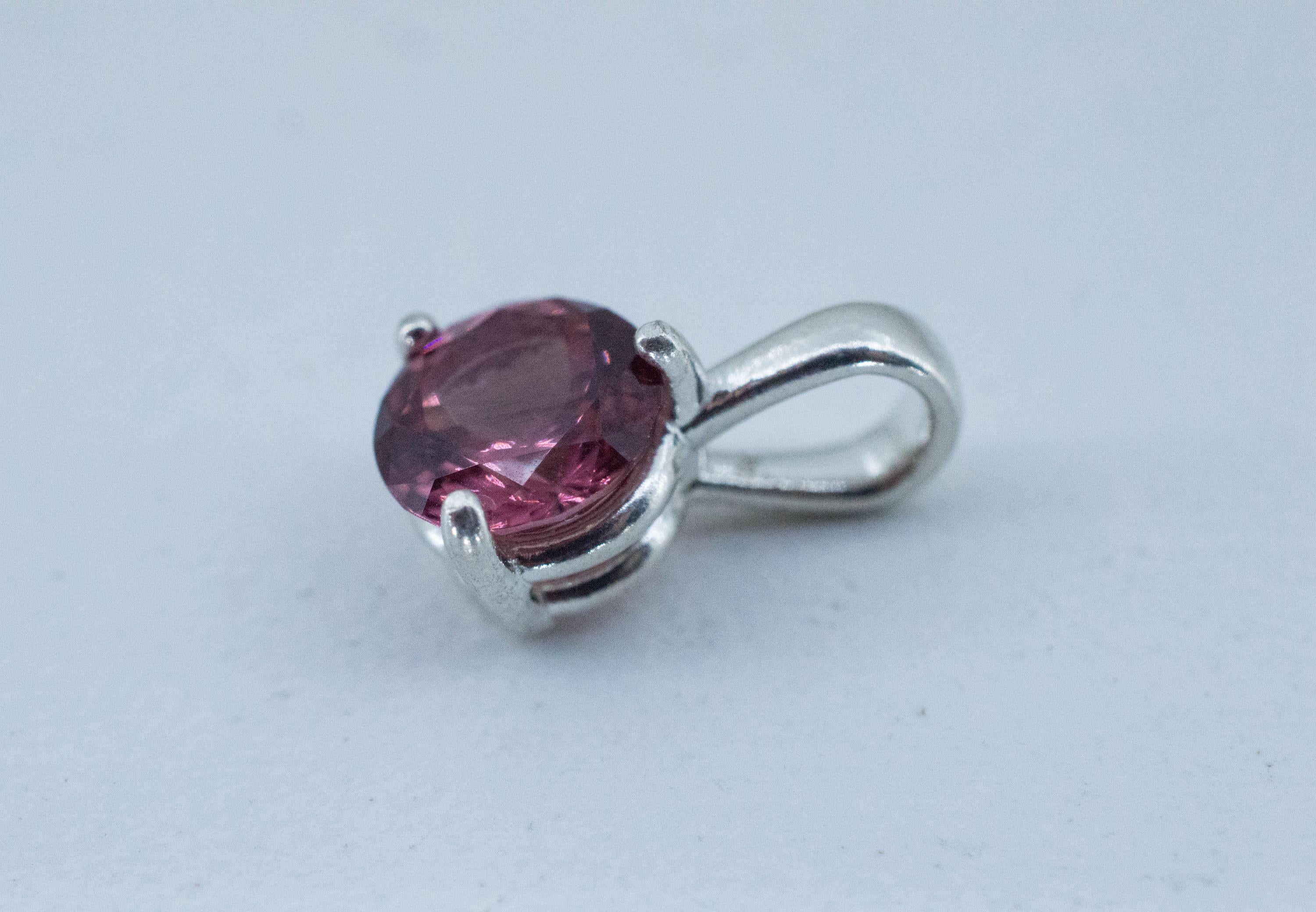 Imperial Garnet Pendant; Natural Untreated Tanzania Lindi Garnet; 1.520cts - Mark Oliver Gems