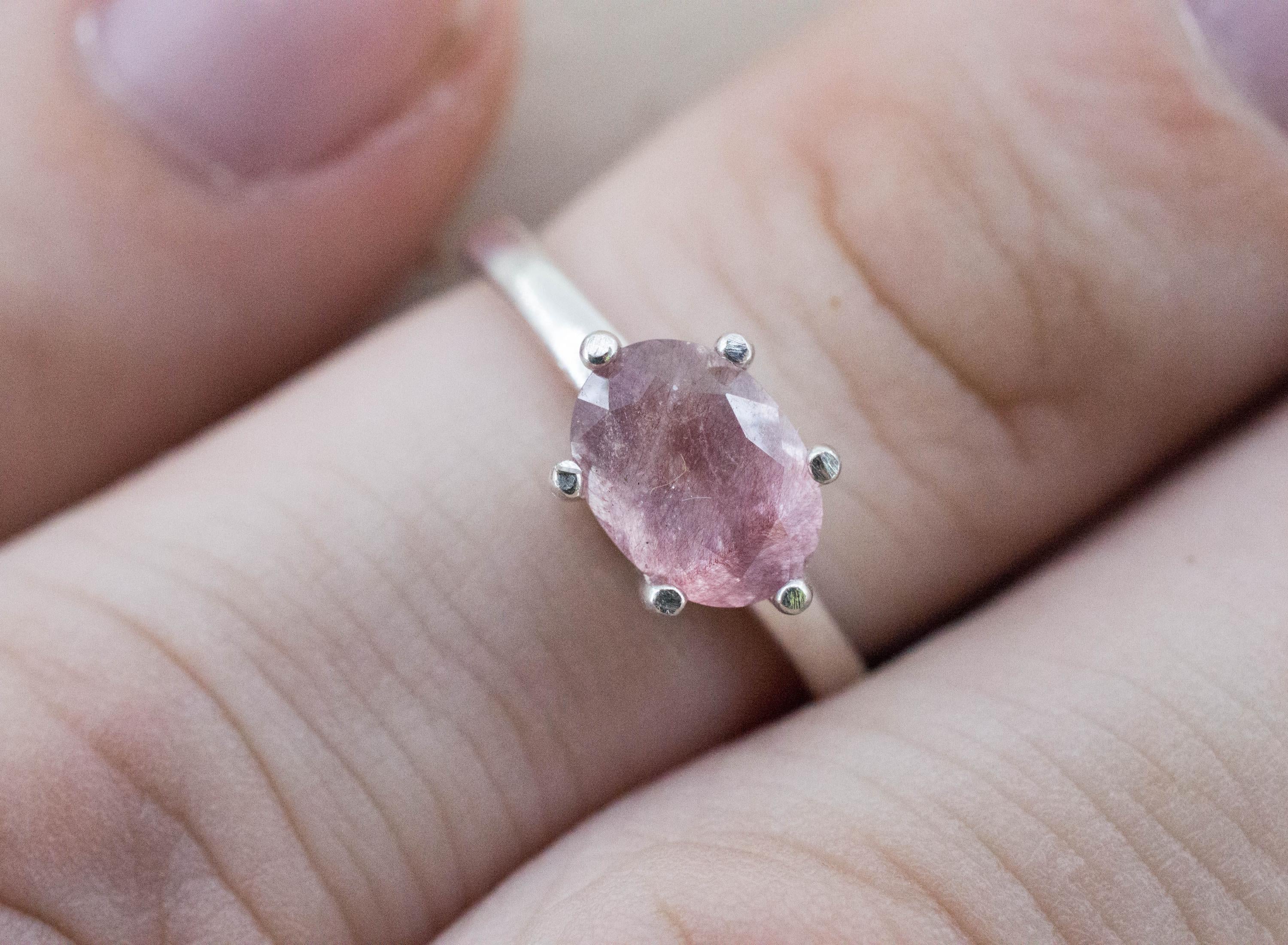 Strawberry Quartz Ring; Natural Untreated Mexico Quartz; 1.075cts - Mark Oliver Gems