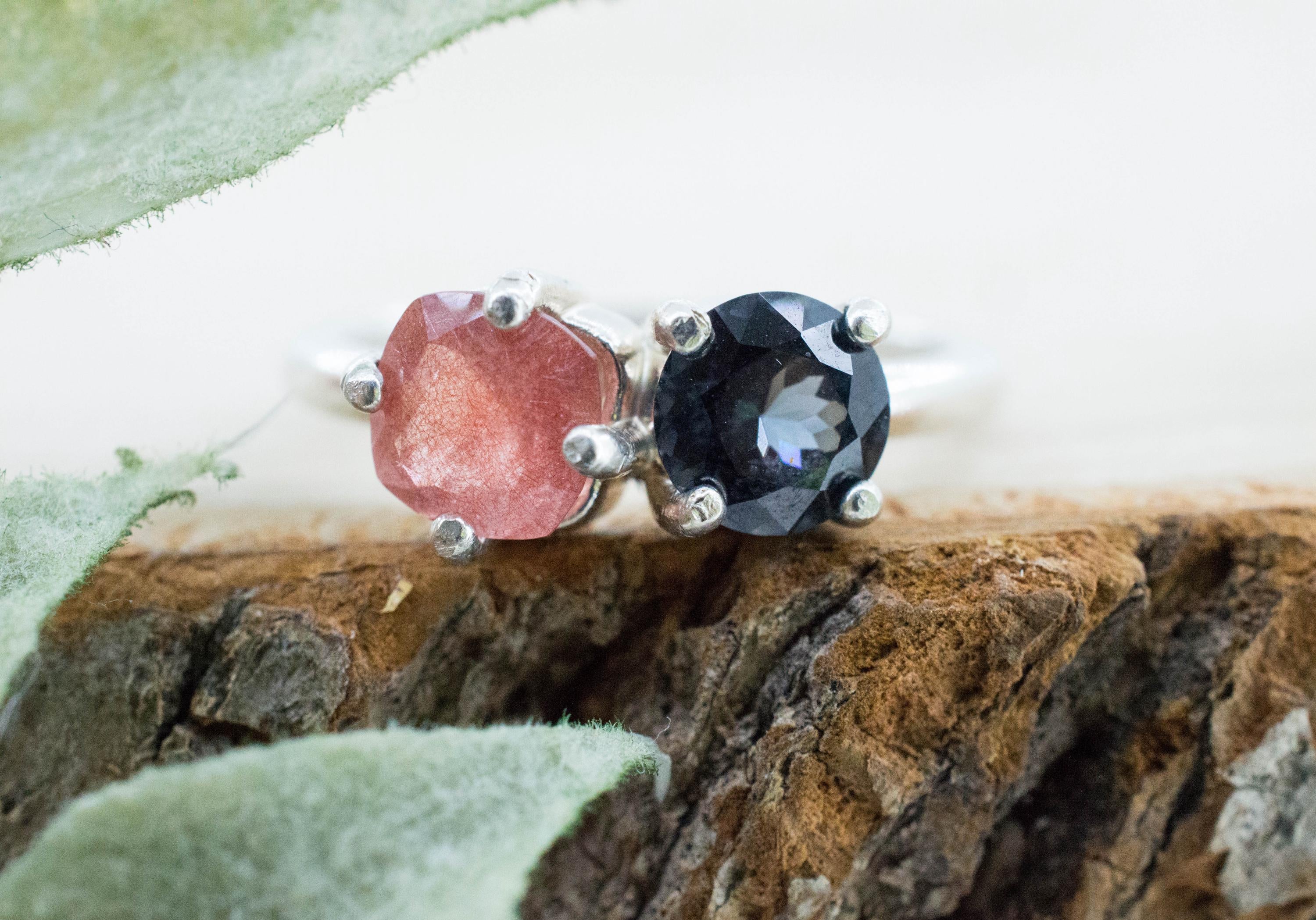 Strawberry Quartz and Blue Spinel Ring; Natural Untreated Mexico Quartz and Sri Lanka Spinel - Mark Oliver Gems