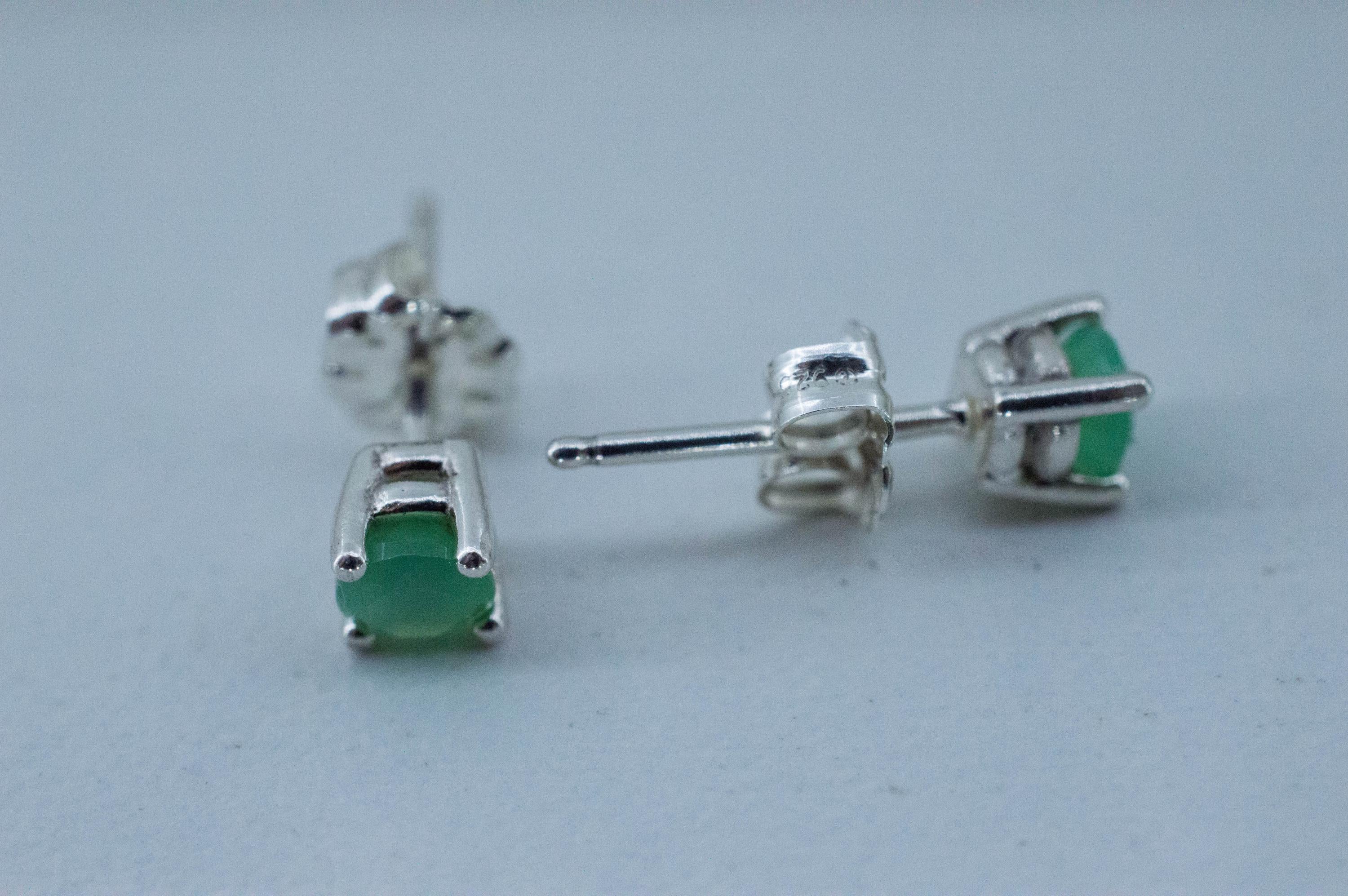 Chrysoprase Earrings, Natural Untreated Australian Chrysoprase; 0.520cts - Mark Oliver Gems