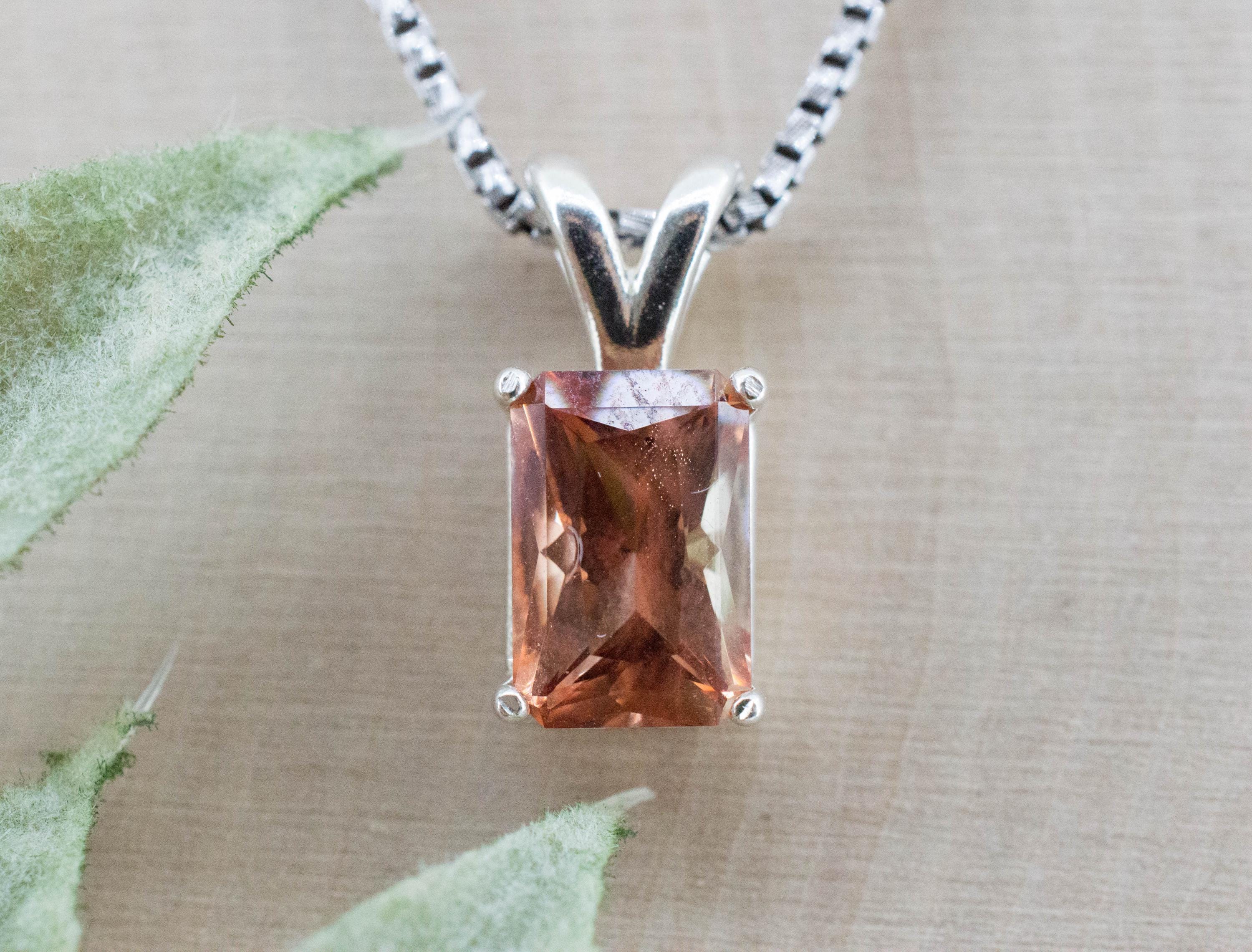 Oregon Sunstone Pendant, Natural Untreated Oregon Sunstone; 2.010cts - Mark Oliver Gems