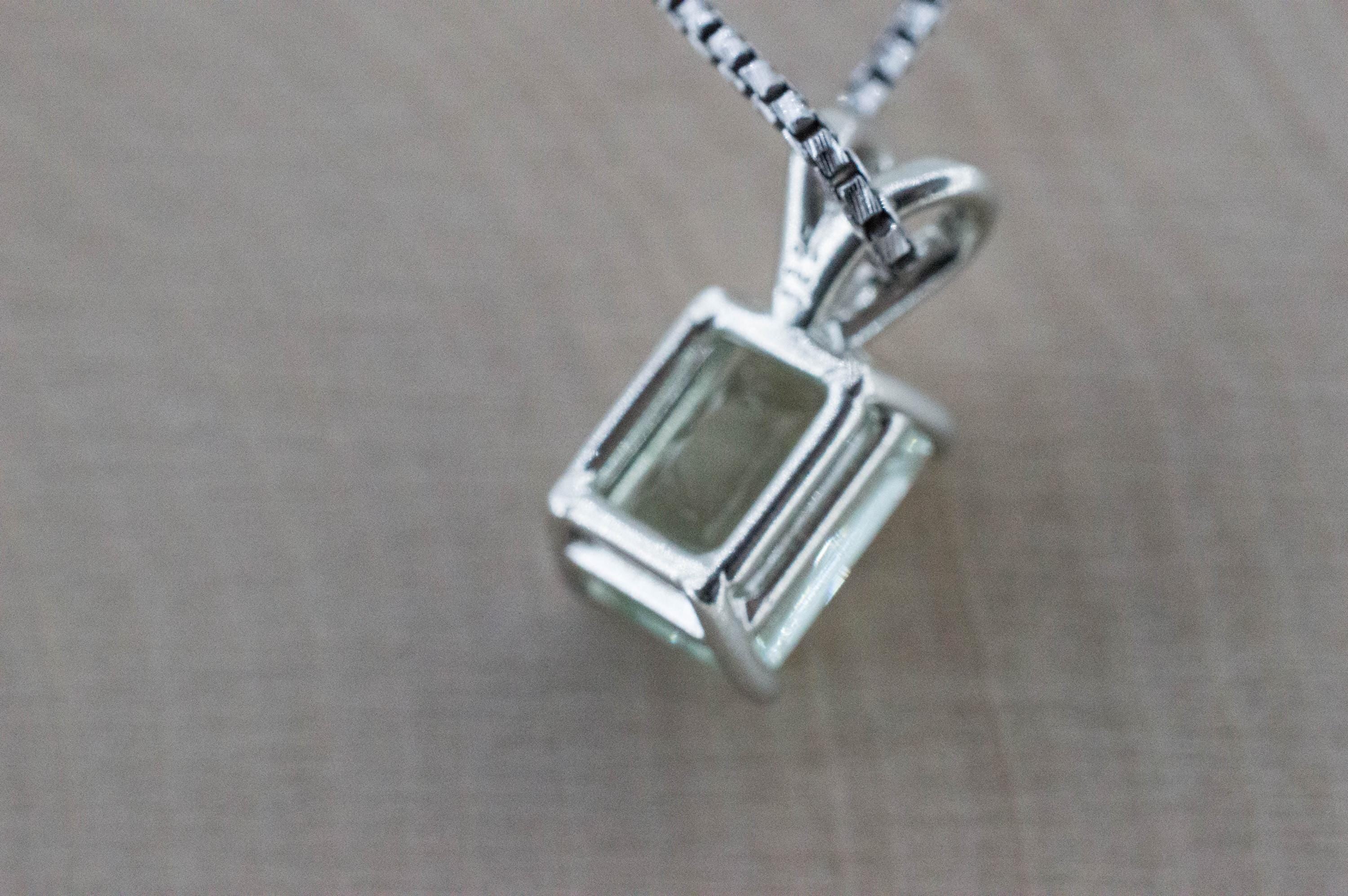 Prasiolite Pendant; Natural Brazil Green Amethyst; 2.890cts - Mark Oliver Gems