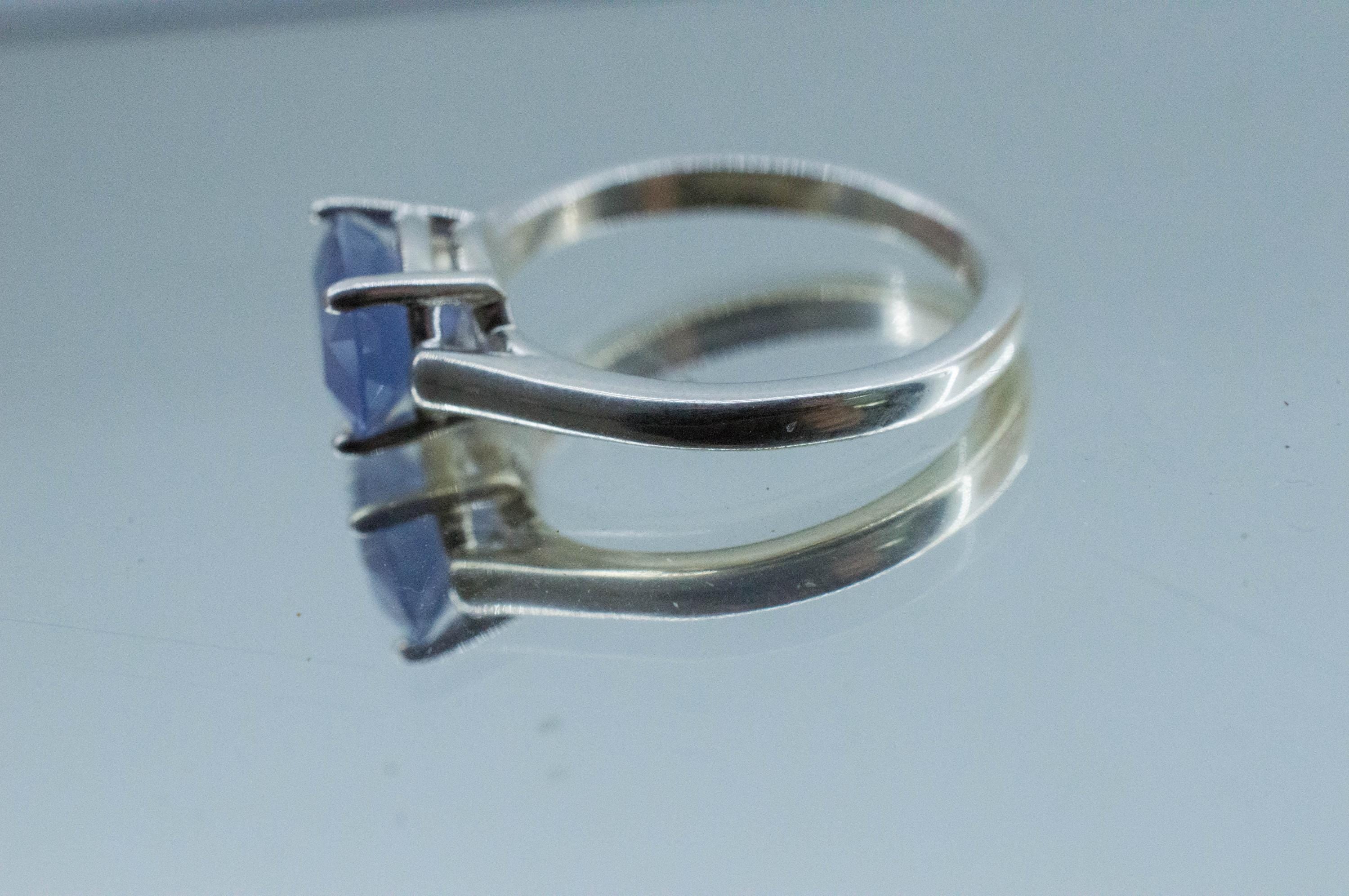 Blue Agate Ring; Natural Untreated Namibia Blue Agate; 1.650cts - Mark Oliver Gems