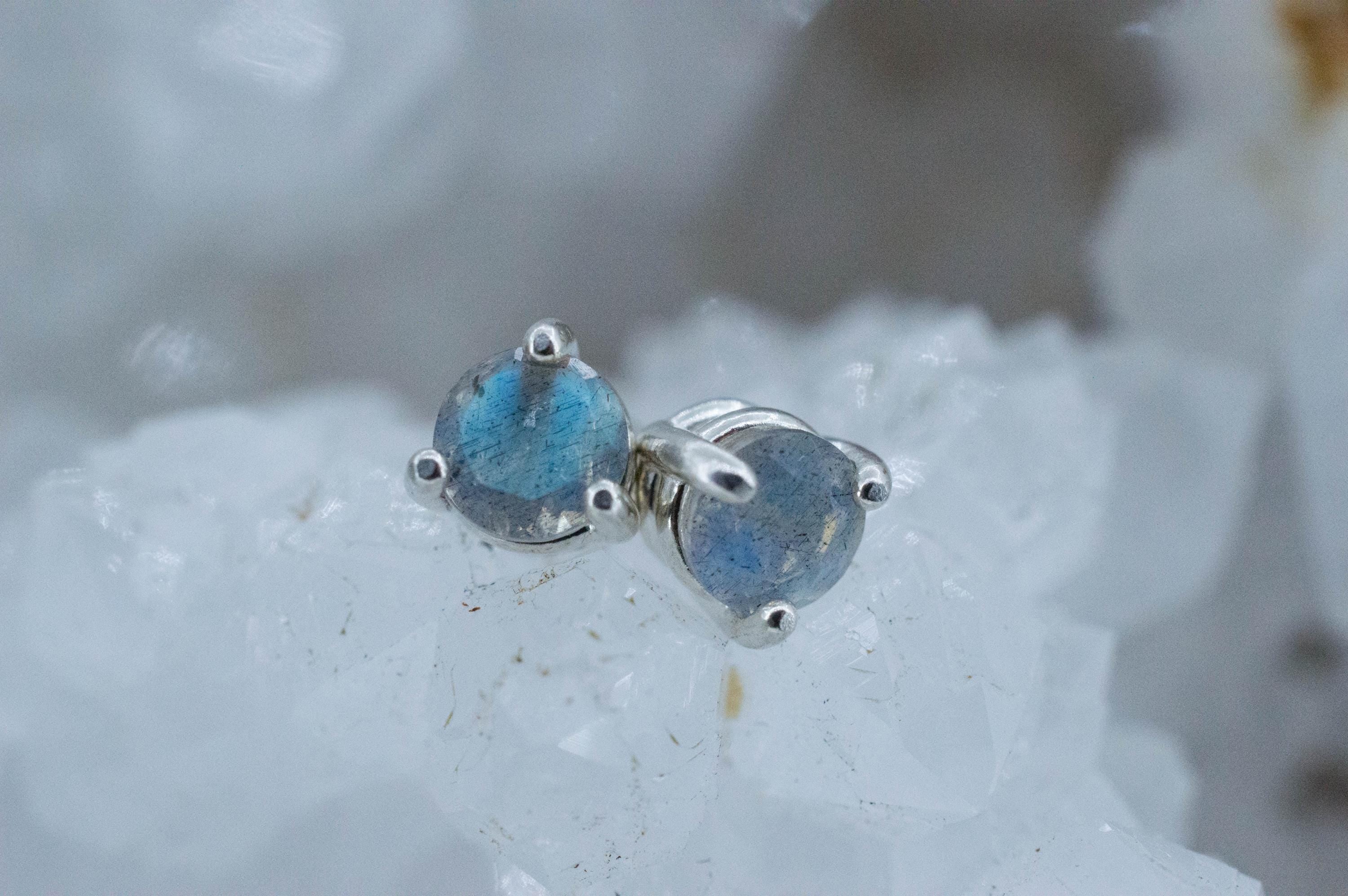 Labradorite Earrings; Natural Untreated Madagascar Labradorite; 0.775cts