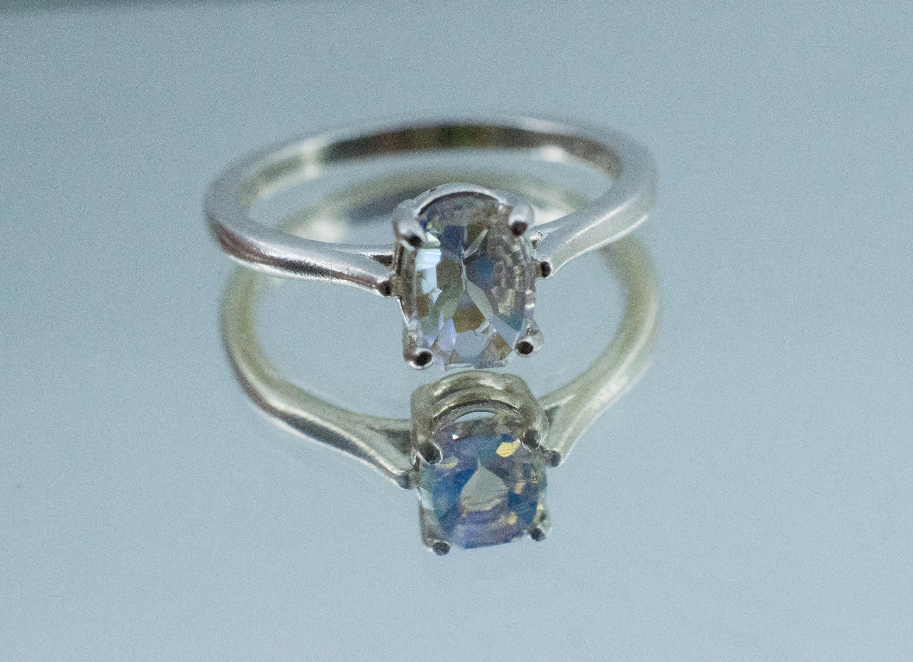 Rainbow Moonstone Ring, Natural Untreated Madagascar Moonstone; 0.820cts