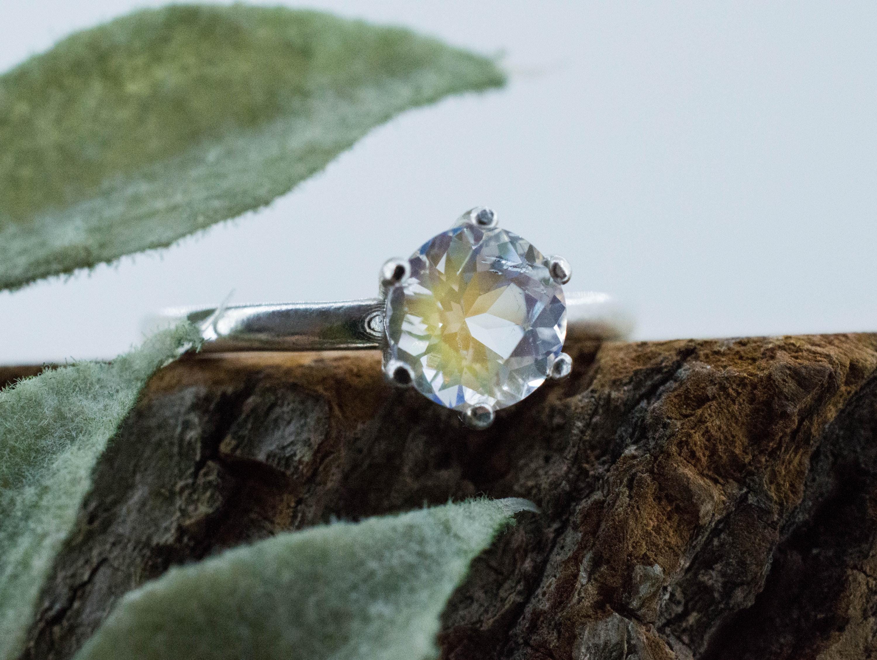 Rainbow Moonstone Ring, Natural Untreated Madagascar Moonstone; 0.920cts