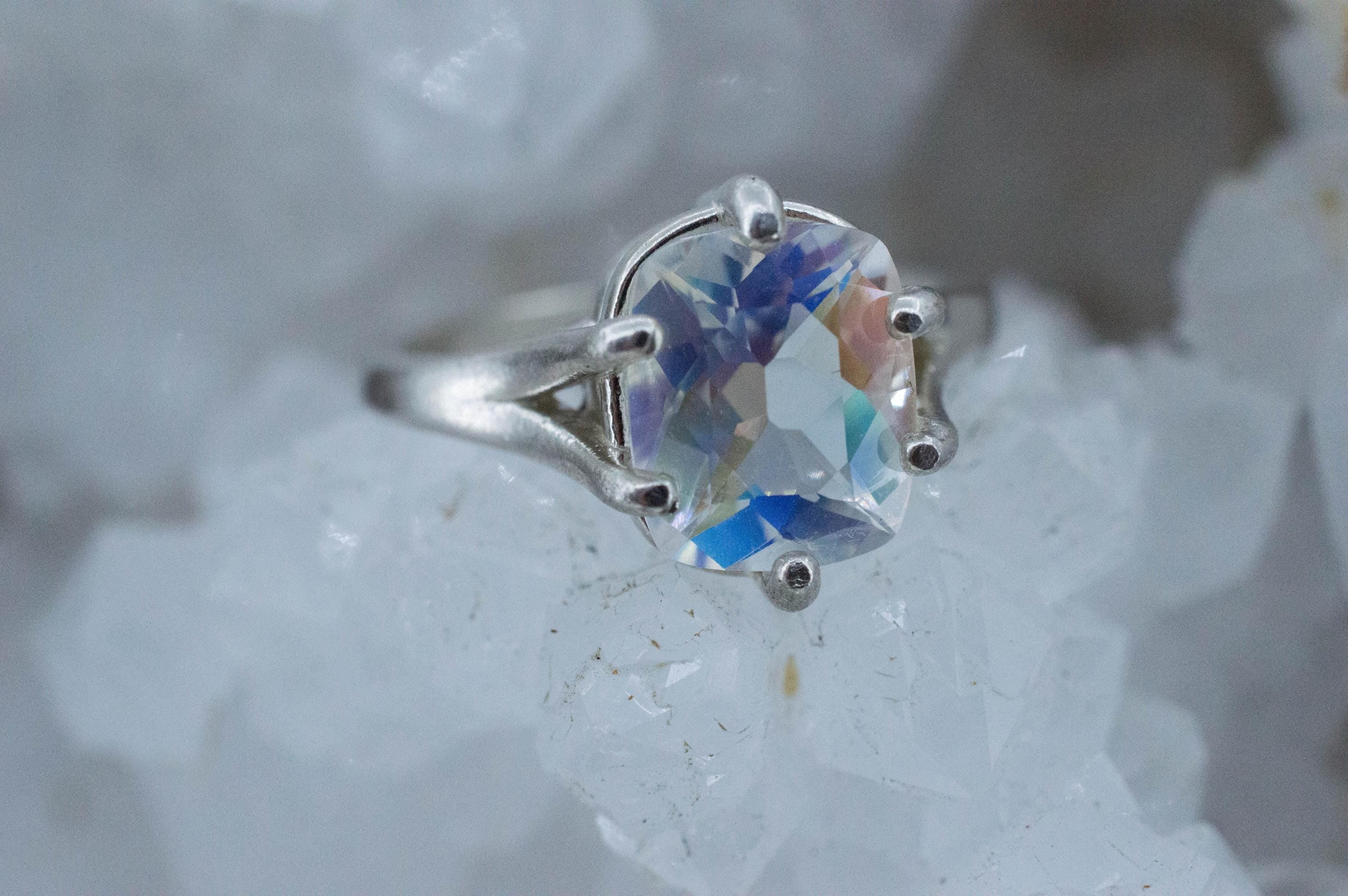 Rainbow Moonstone Ring, Natural Untreated Madagascar Moonstone; 2.790cts