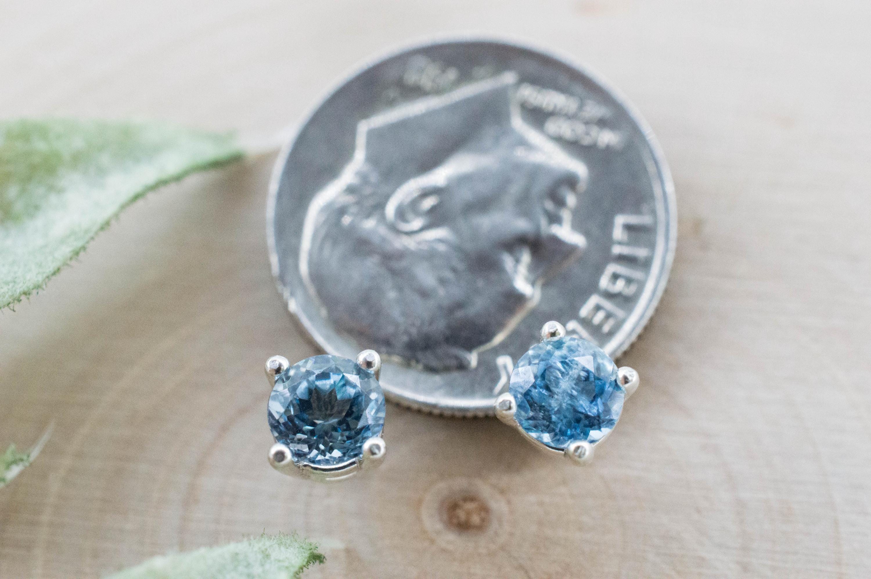 Aquamarine Earrings; Natural Untreated Nigeria Aquamarine; 0.780cts