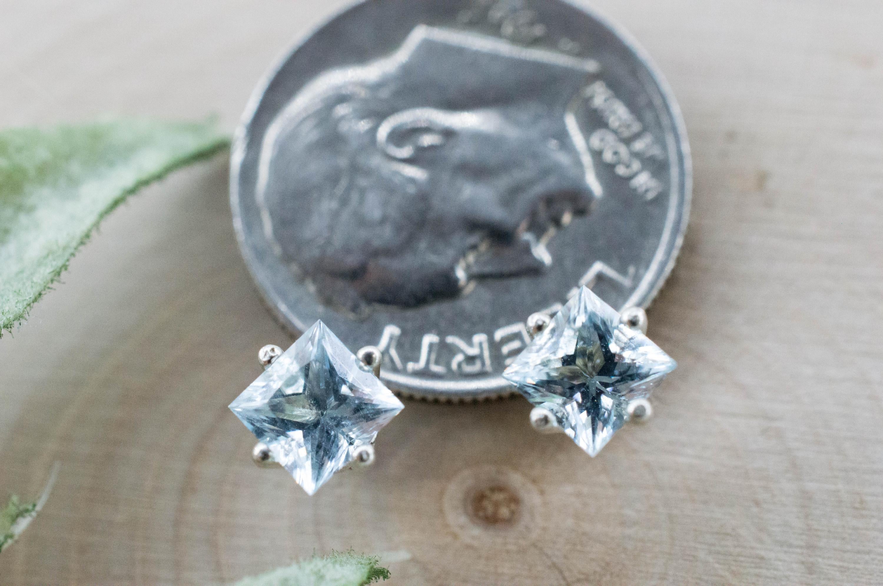 Aquamarine Earrings; Natural Untreated Madagascar Aquamarine; 0.890cts