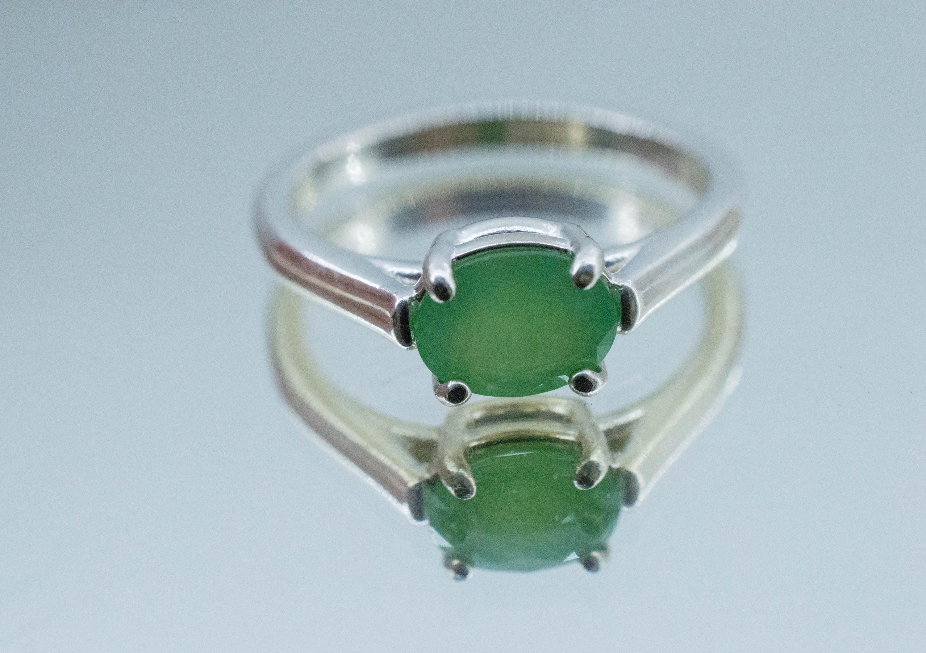 Chrysoprase Ring, Natural Untreated Australian Chrysoprase; 0.800cts - Mark Oliver Gems