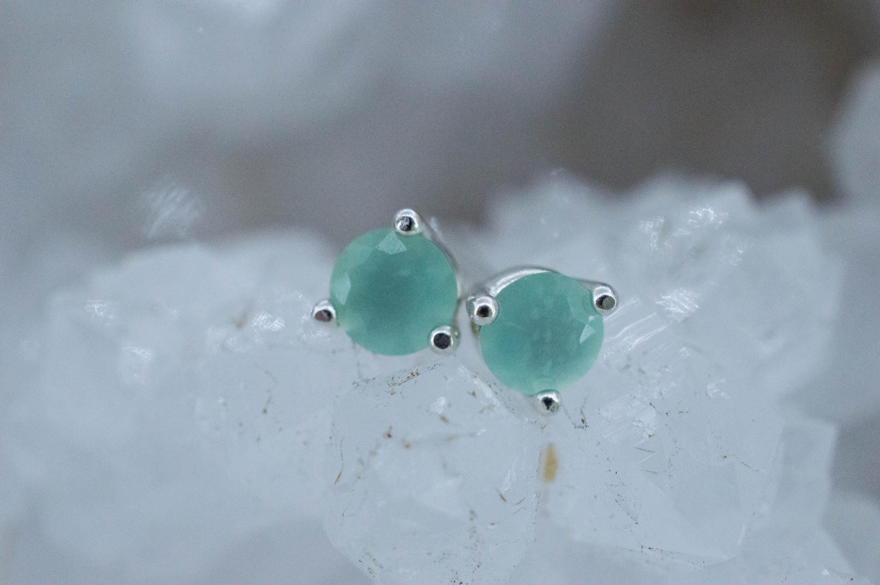 Chrysoprase Earrings, Natural Untreated Australian Chrysoprase; 0.450cts - Mark Oliver Gems
