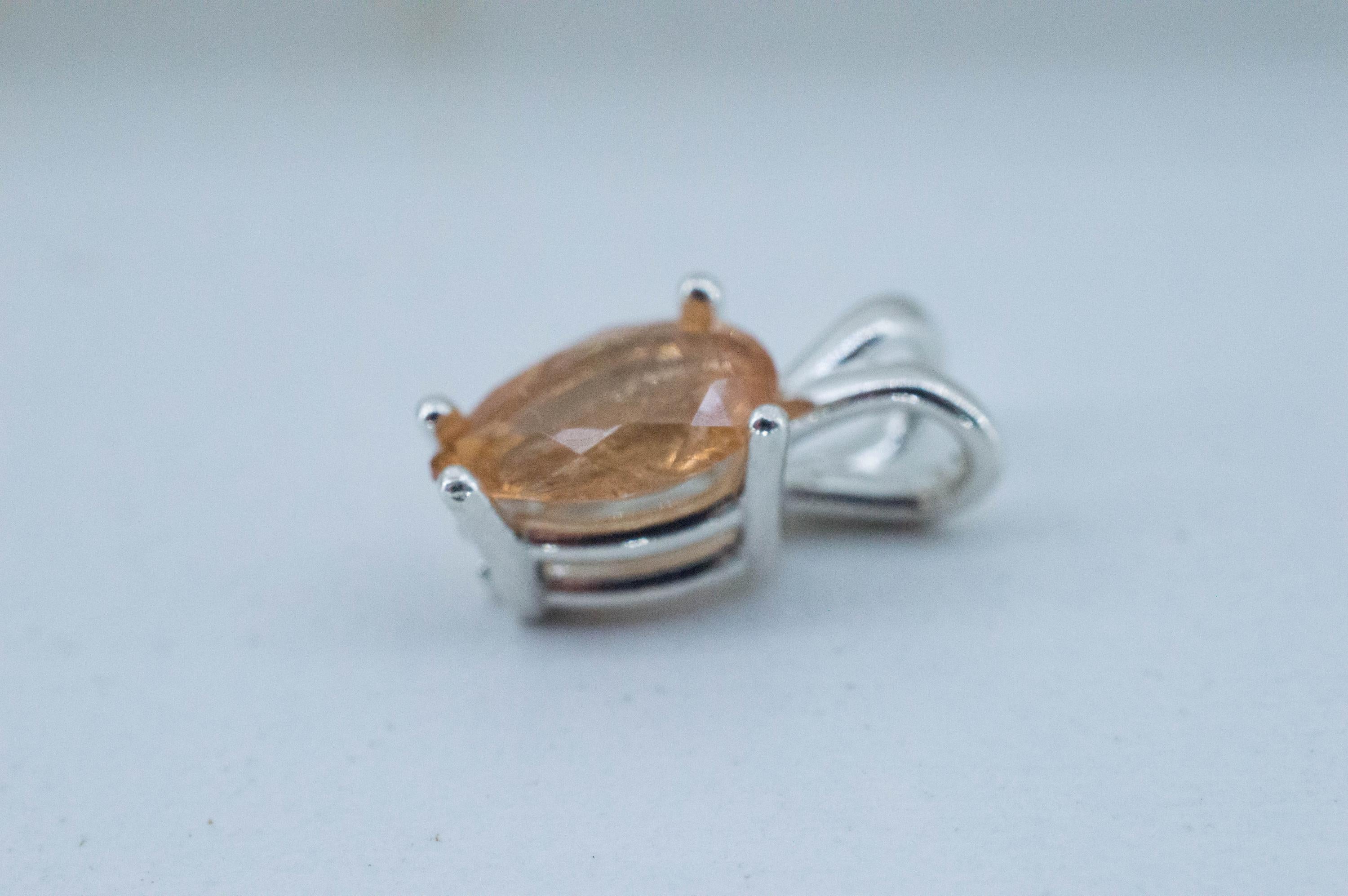 Hessonite Garnet Pendant; Natural Untreated Canada Garnet; 1.600cts