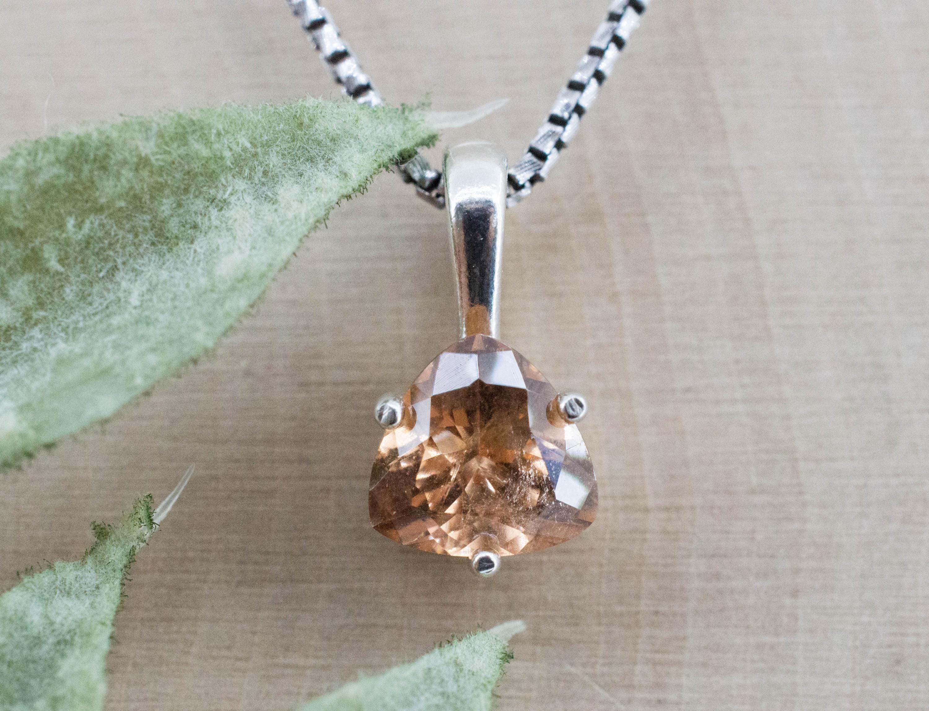 Hessonite Garnet Pendant; Natural Untreated Canada Garnet; 1.860cts