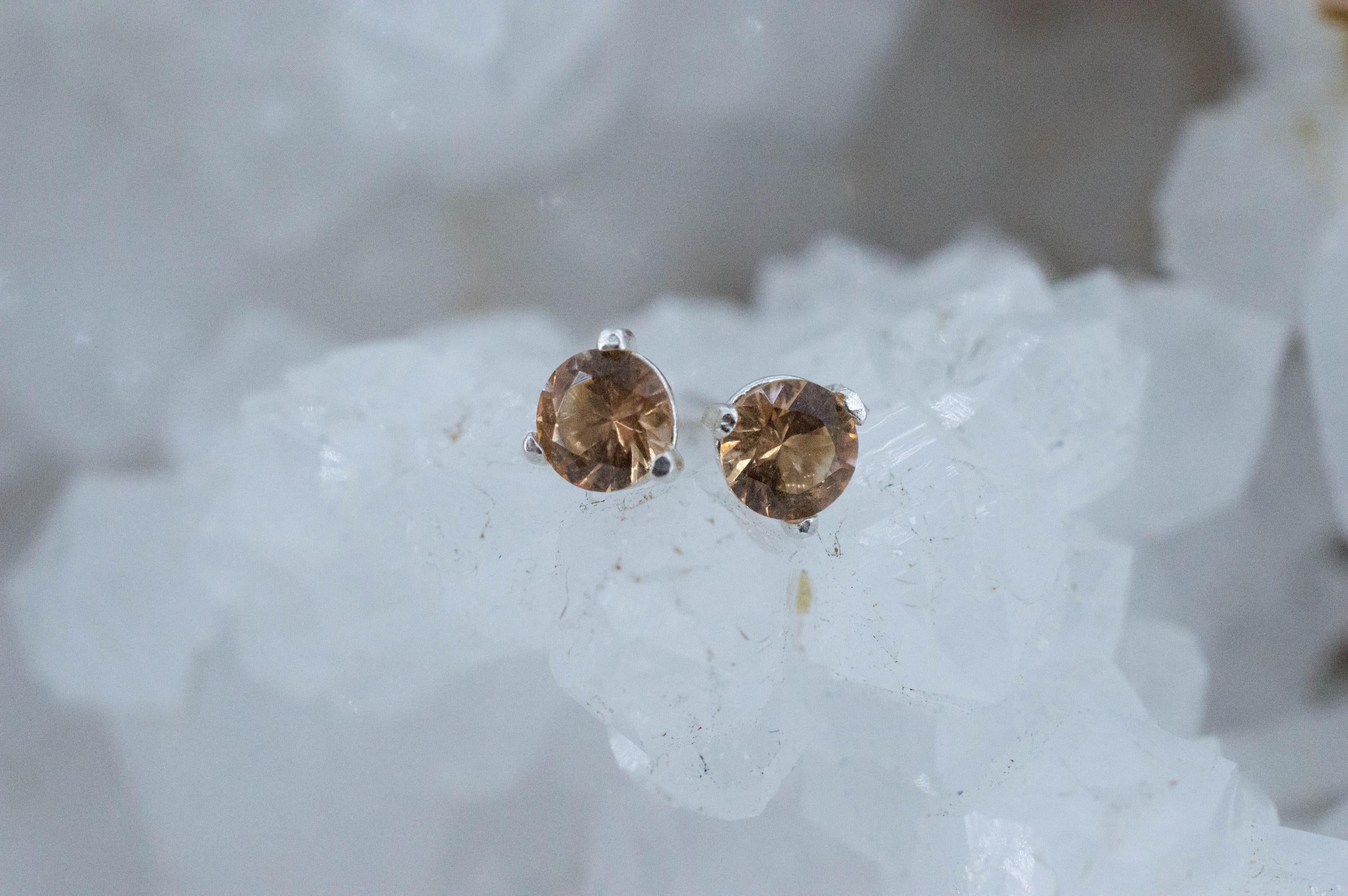 Hessonite Garnet Earrings; Natural Untreated Canada Garnet; 0580cts