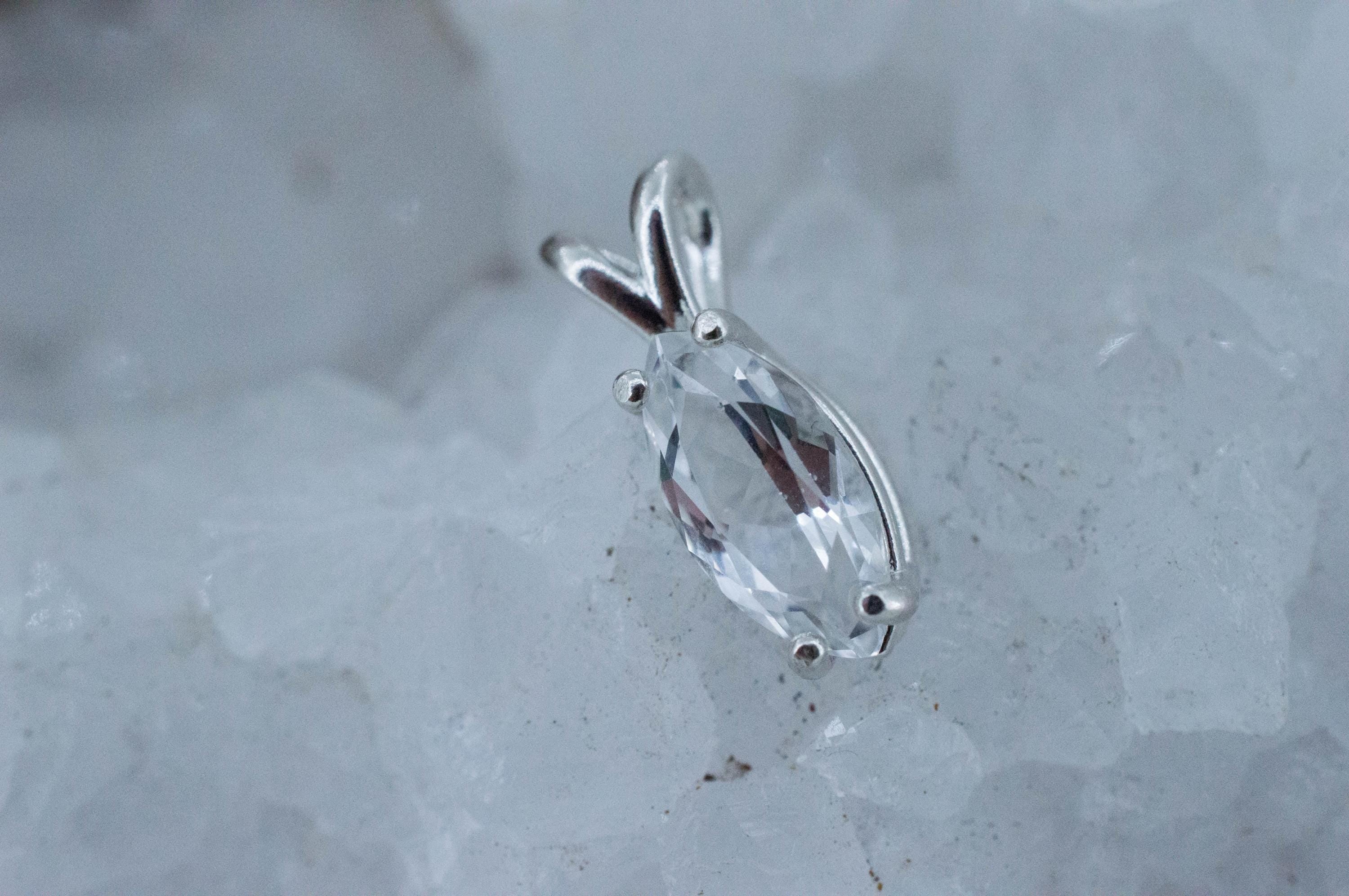 Topaz Pendant; Natural Untreated Brazil Silver Topaz; 2.230cts