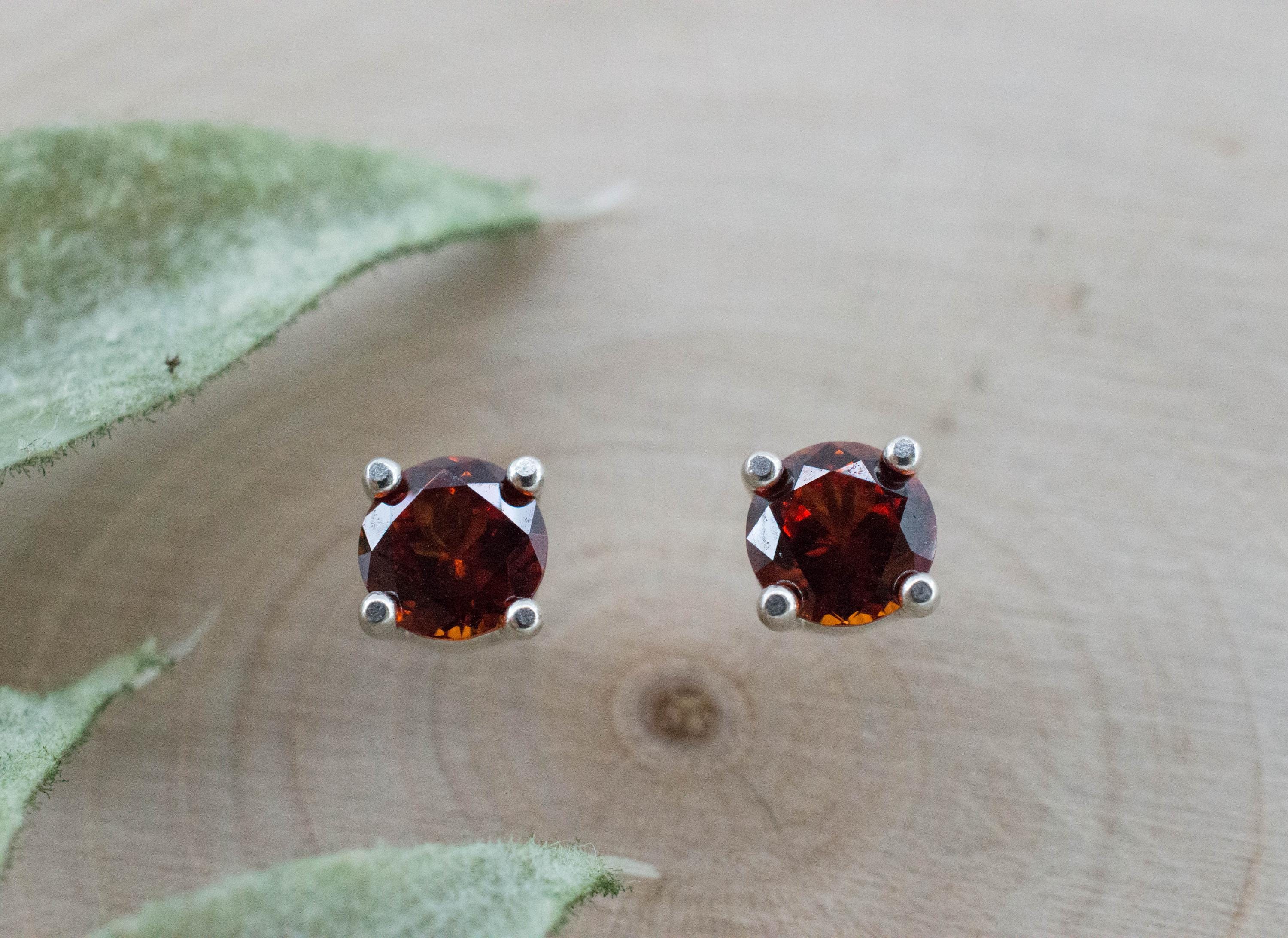 Spessartite Garnet Earrings; Natural Untreated Tanzania Lindi Garnet; 1.080cts