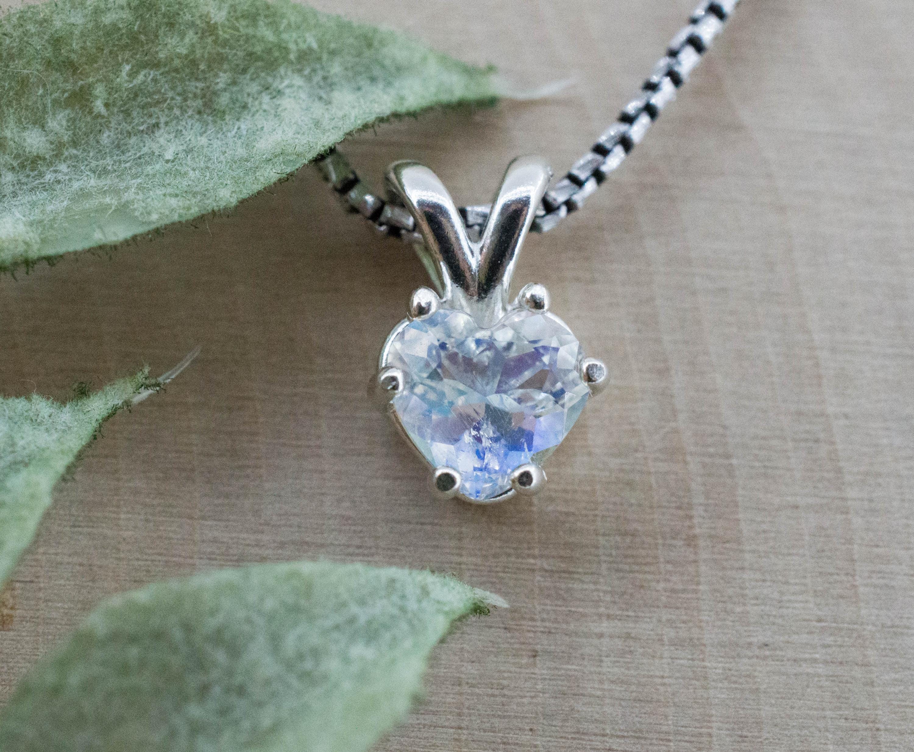 Rainbow Moonstone Pendant, Natural Untreated Madagascar Moonstone; 0.990cts