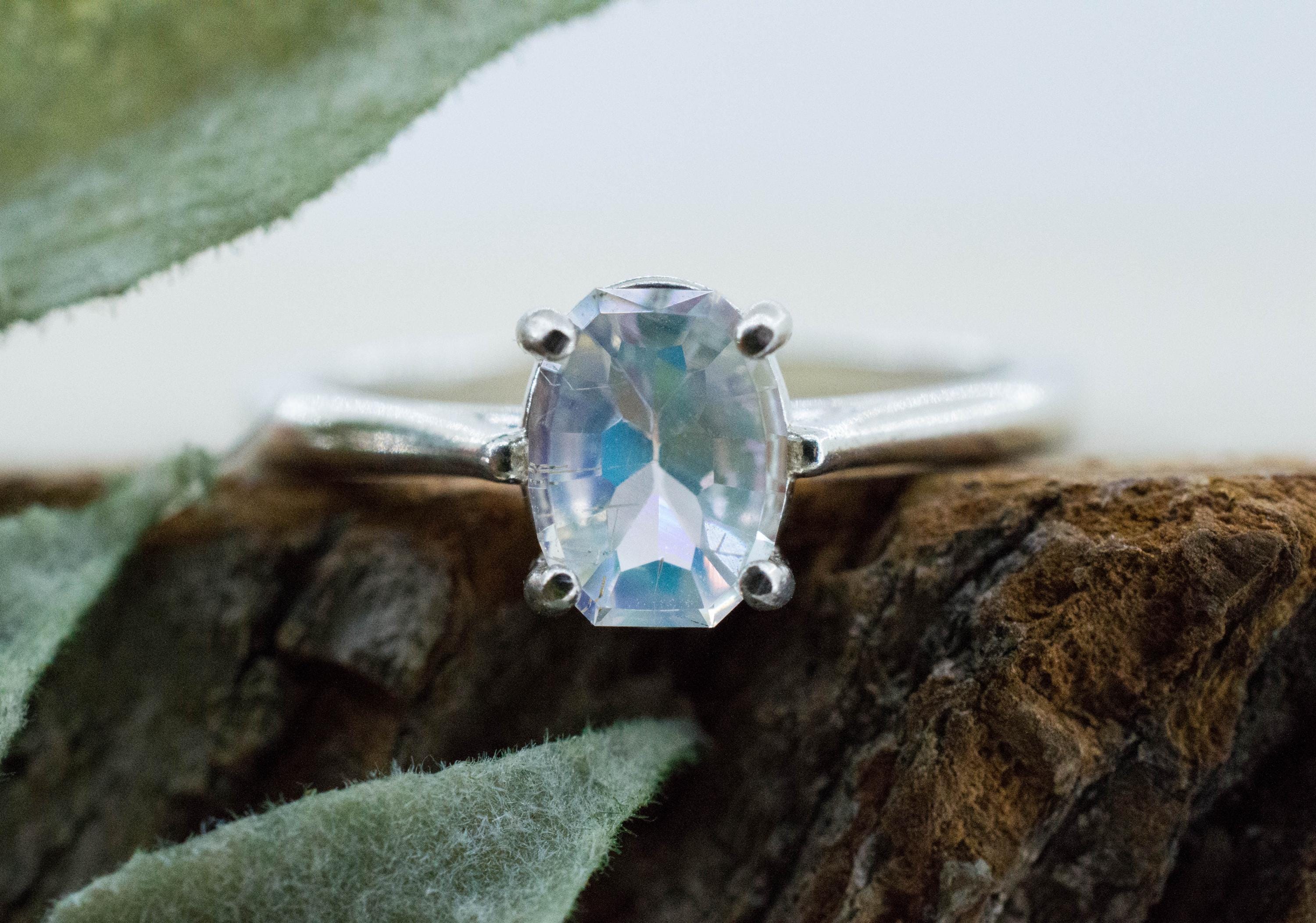 Rainbow Moonstone Ring, Natural Untreated Madagascar Moonstone; 0.820cts