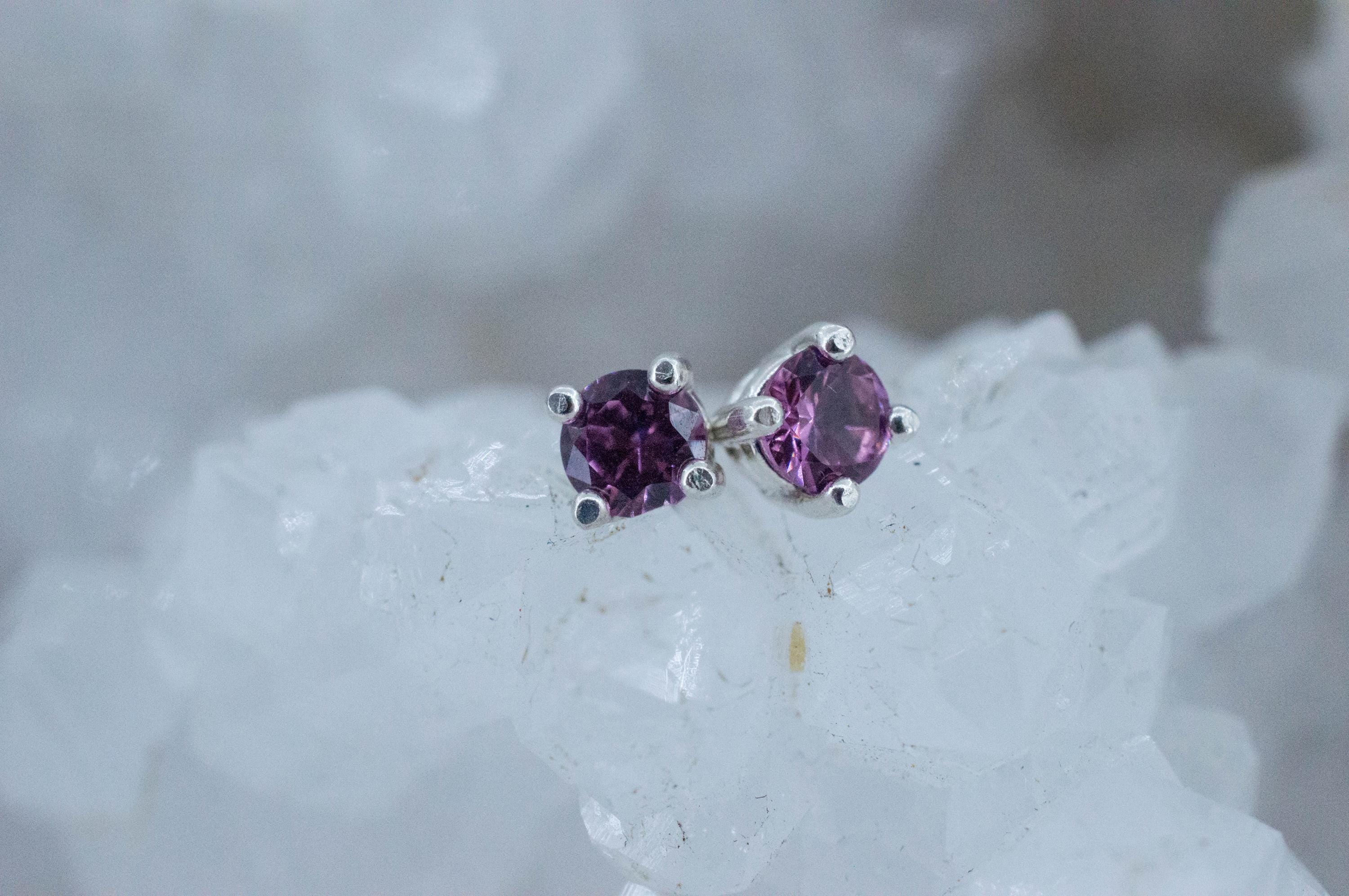 Umbalite Garnet Earrings, Natural Untreated Tanzanian Garnet; 0.515cts