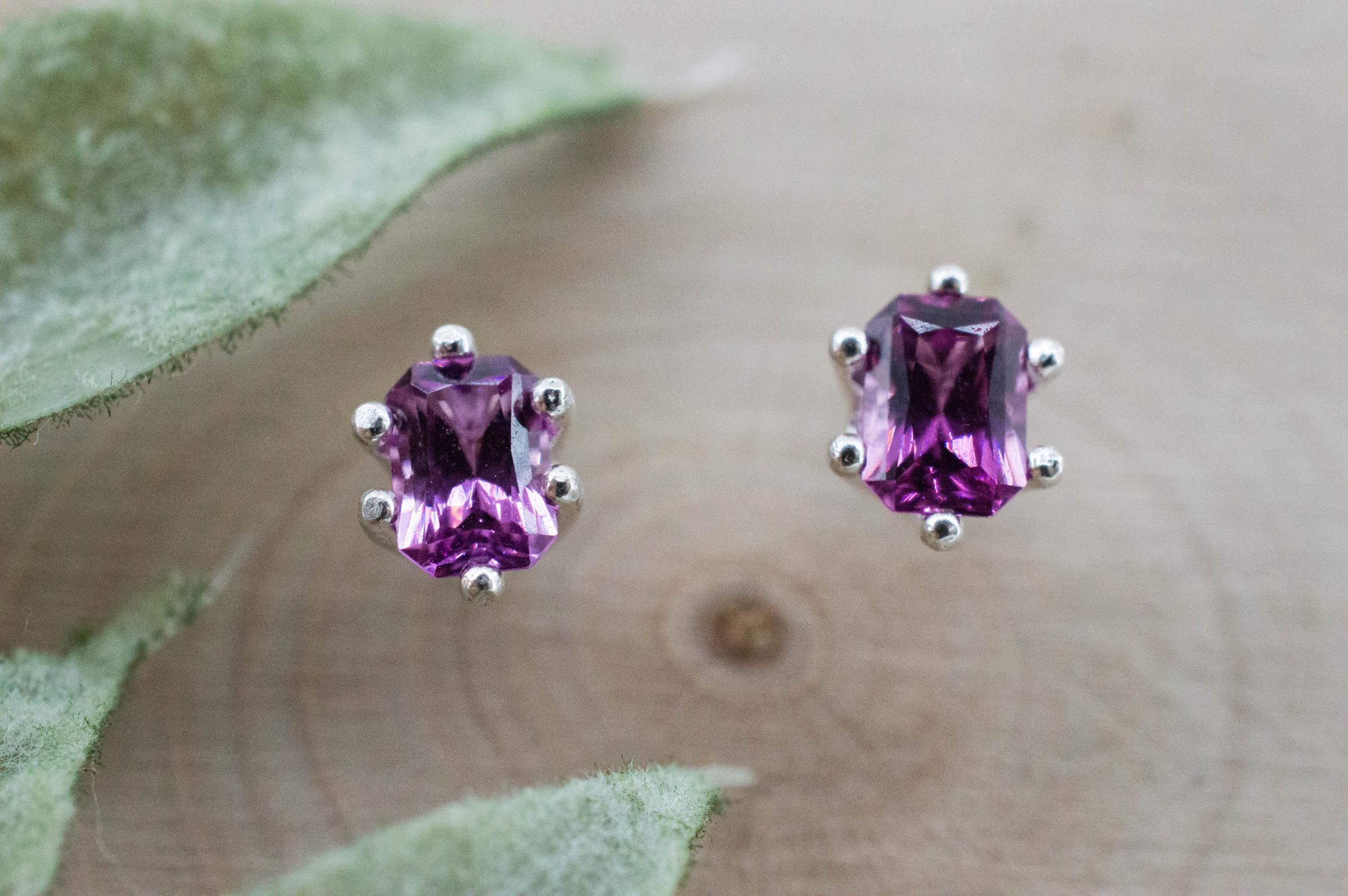 Umbalite Garnet Earrings, Natural Untreated Tanzanian Garnet; 0.820cts