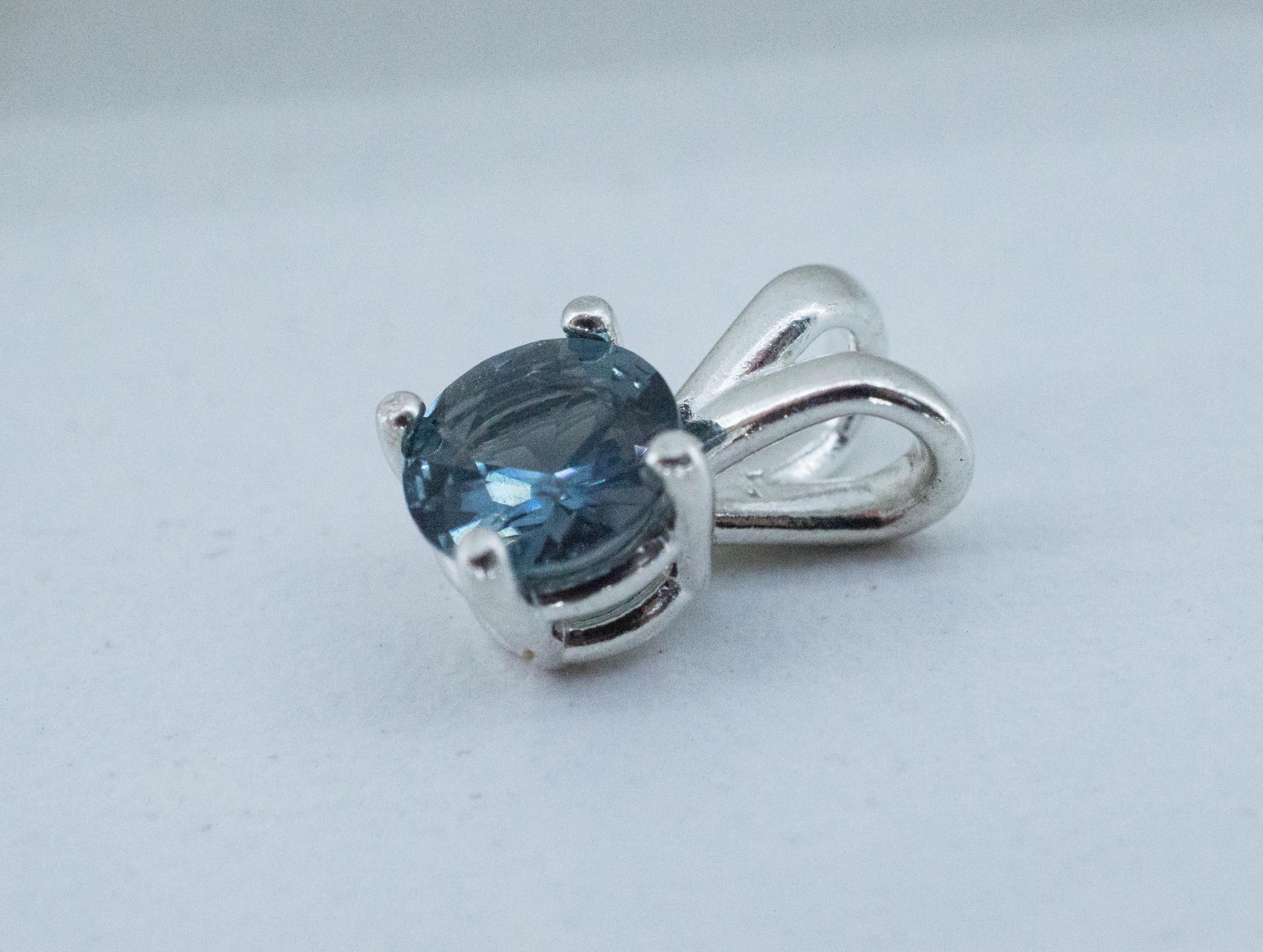 Blue Spinel Pendant; Natural Untreated Mozambique Spinel; 0.780cts