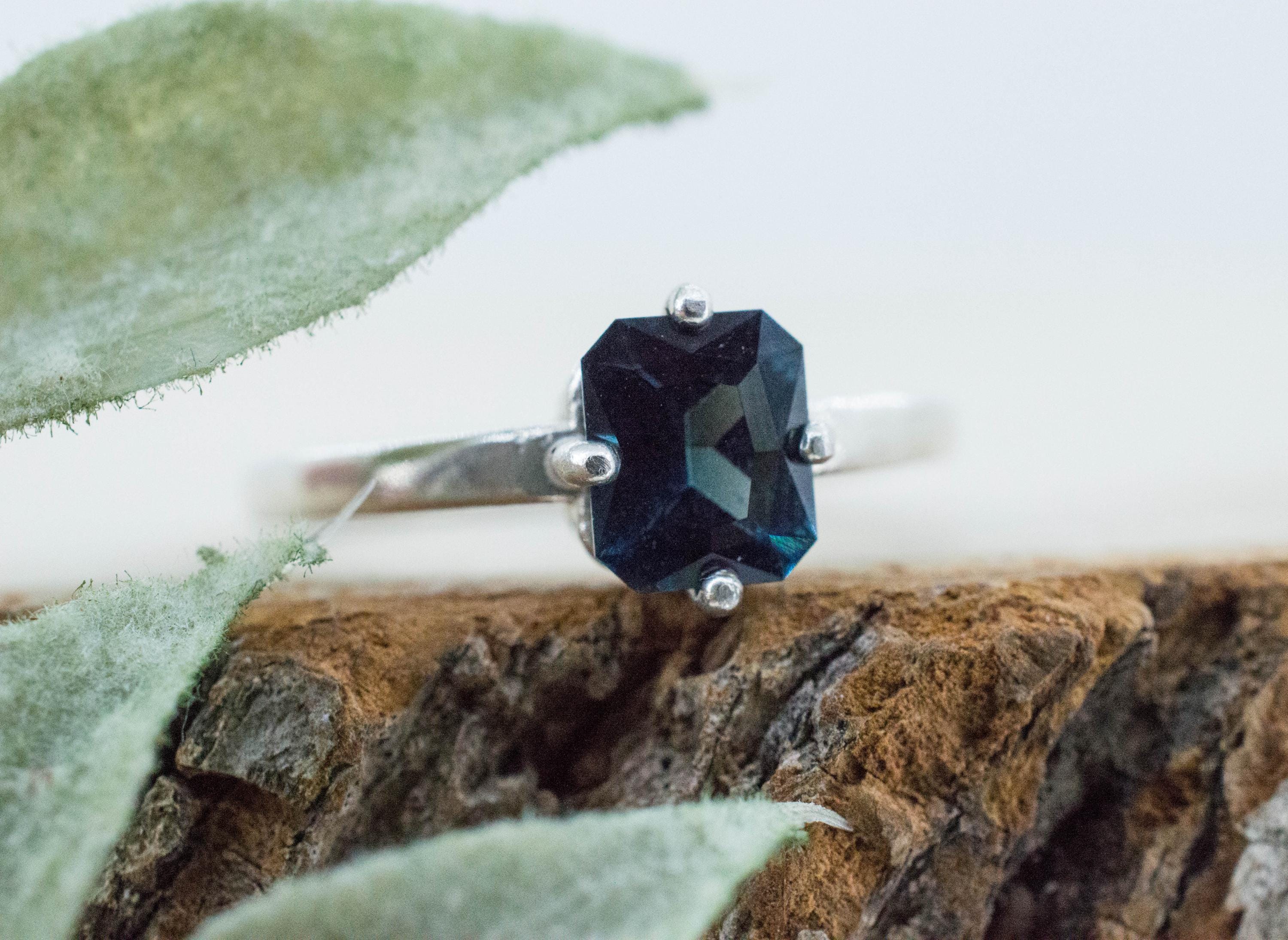 Blue Spinel Ring, Natural Untreated Sri Lanka Spinel; 1.100cts