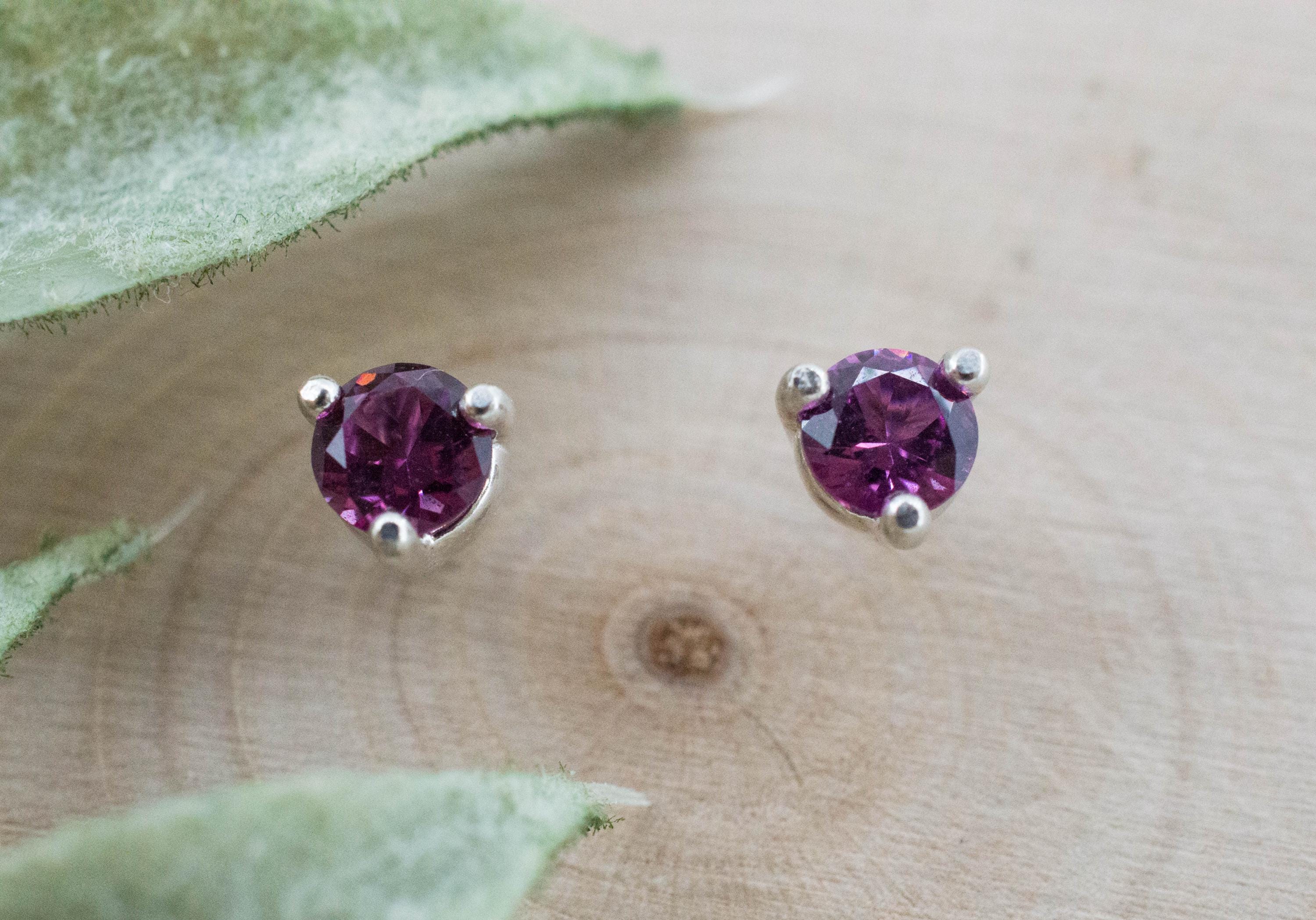 Umbalite Garnet Earrings, Natural Untreated Tanzanian Garnet; 0.530cts