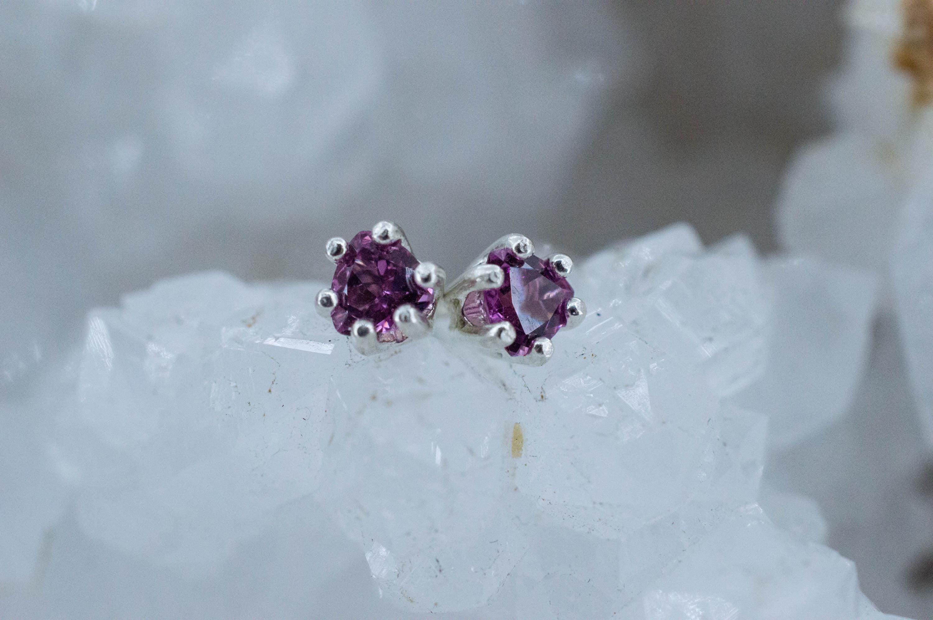 Umbalite Garnet Earrings, Natural Untreated Tanzanian Garnet; 0.535cts