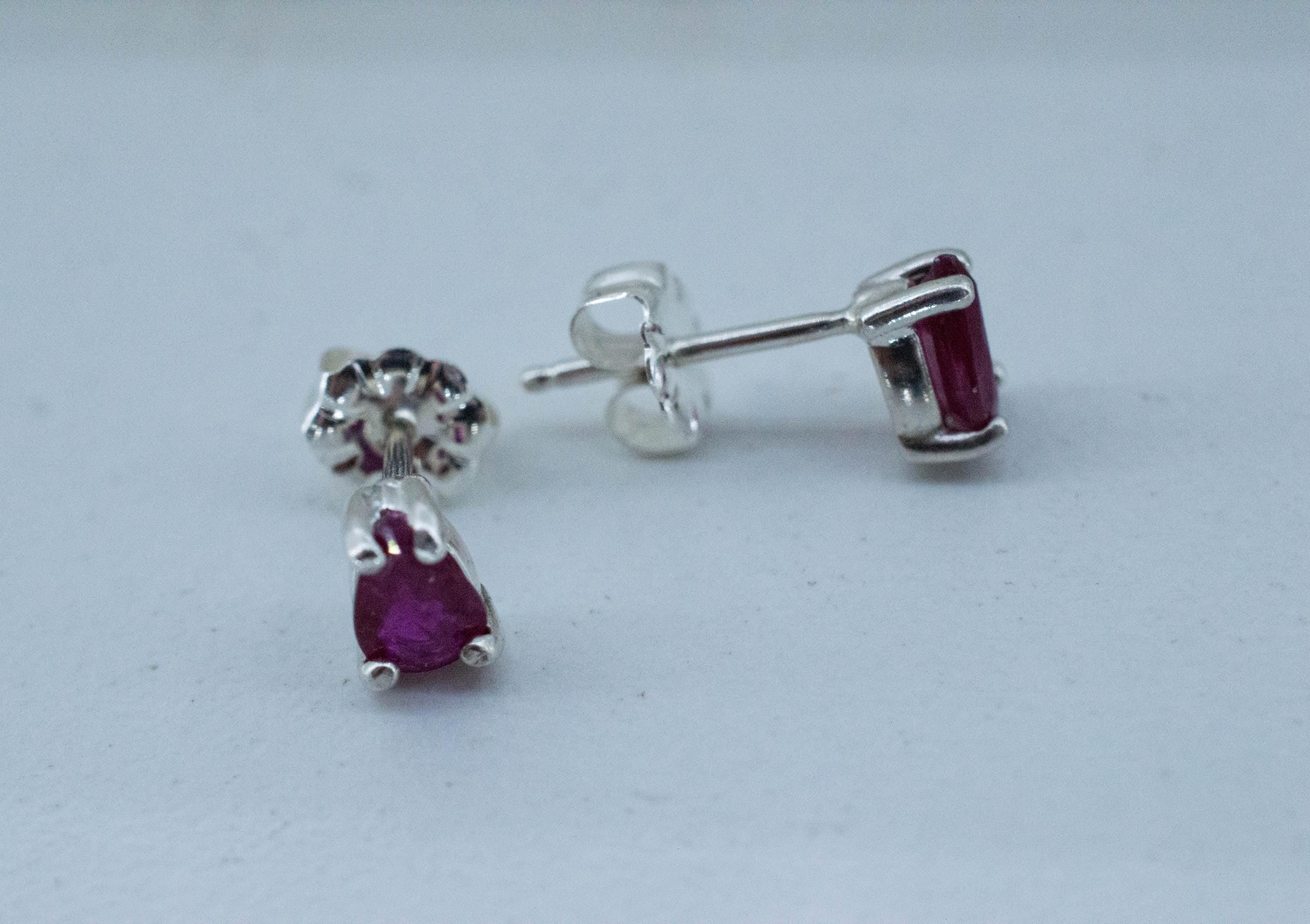 Ruby Earrings; Natural India Ruby; 0.765cts - Mark Oliver Gems