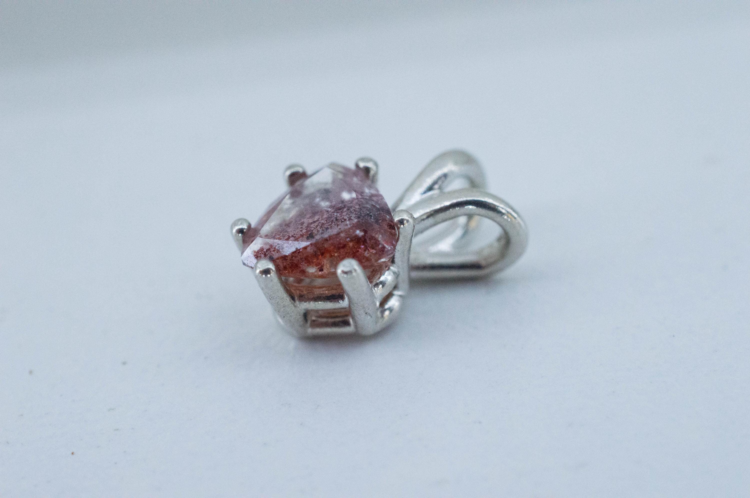 Hematite Quartz Pendant; Natural Untreated Tanzanian Fire and Ice Quartz; 1.120cts - Mark Oliver Gems